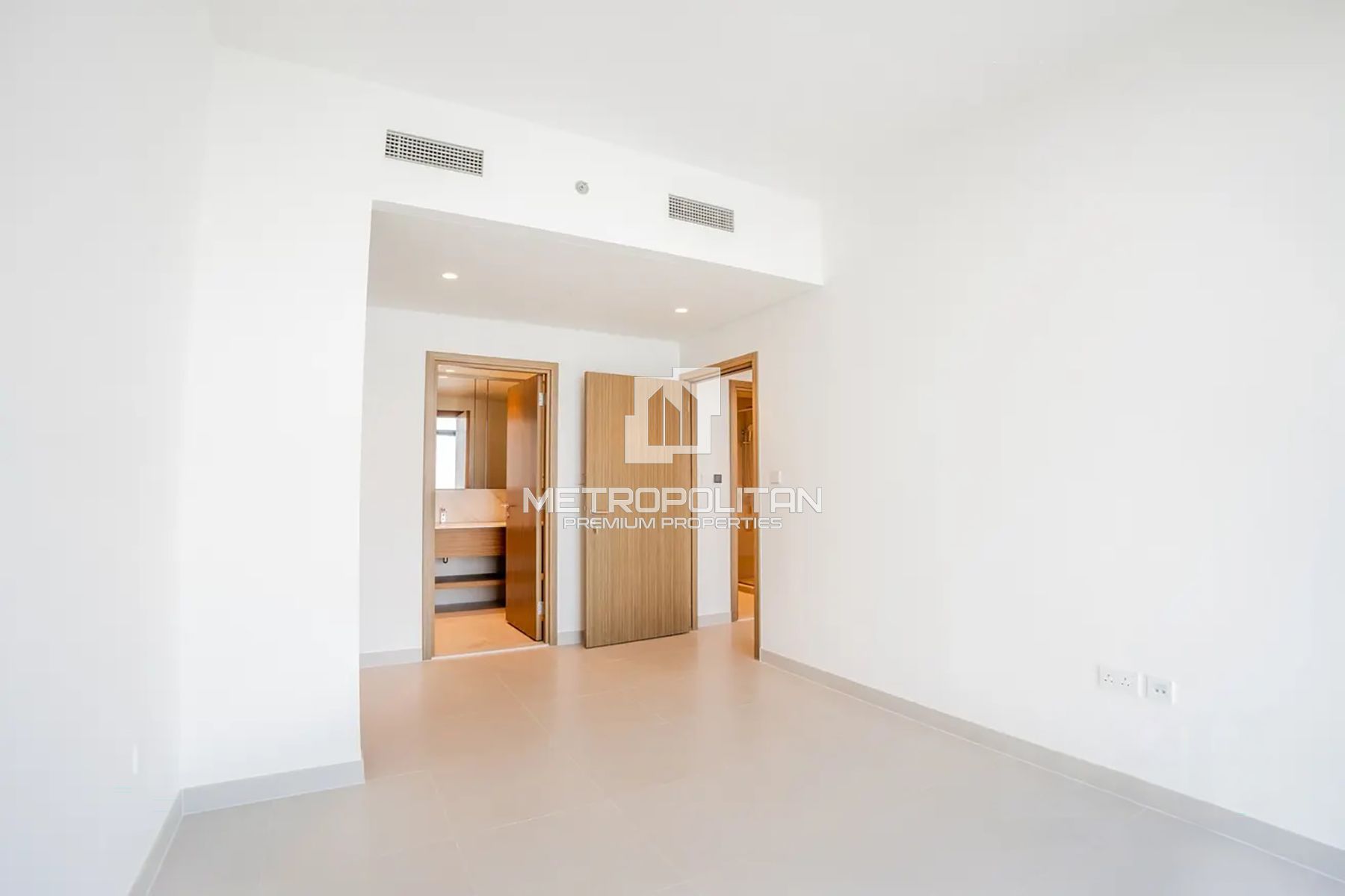 Huge Layout | High Floor | Brand New Unit
