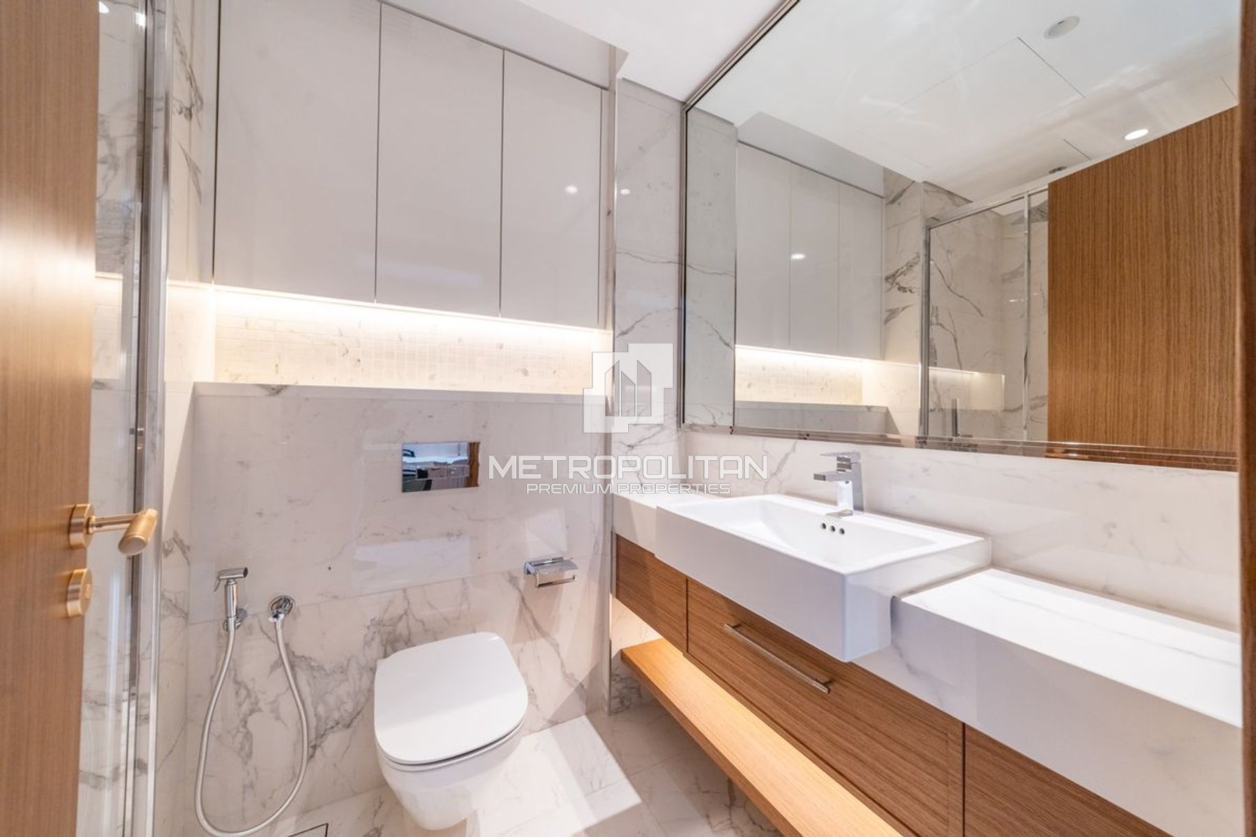 Fully Furnished & Upgraded | Ready Unit | High ROI