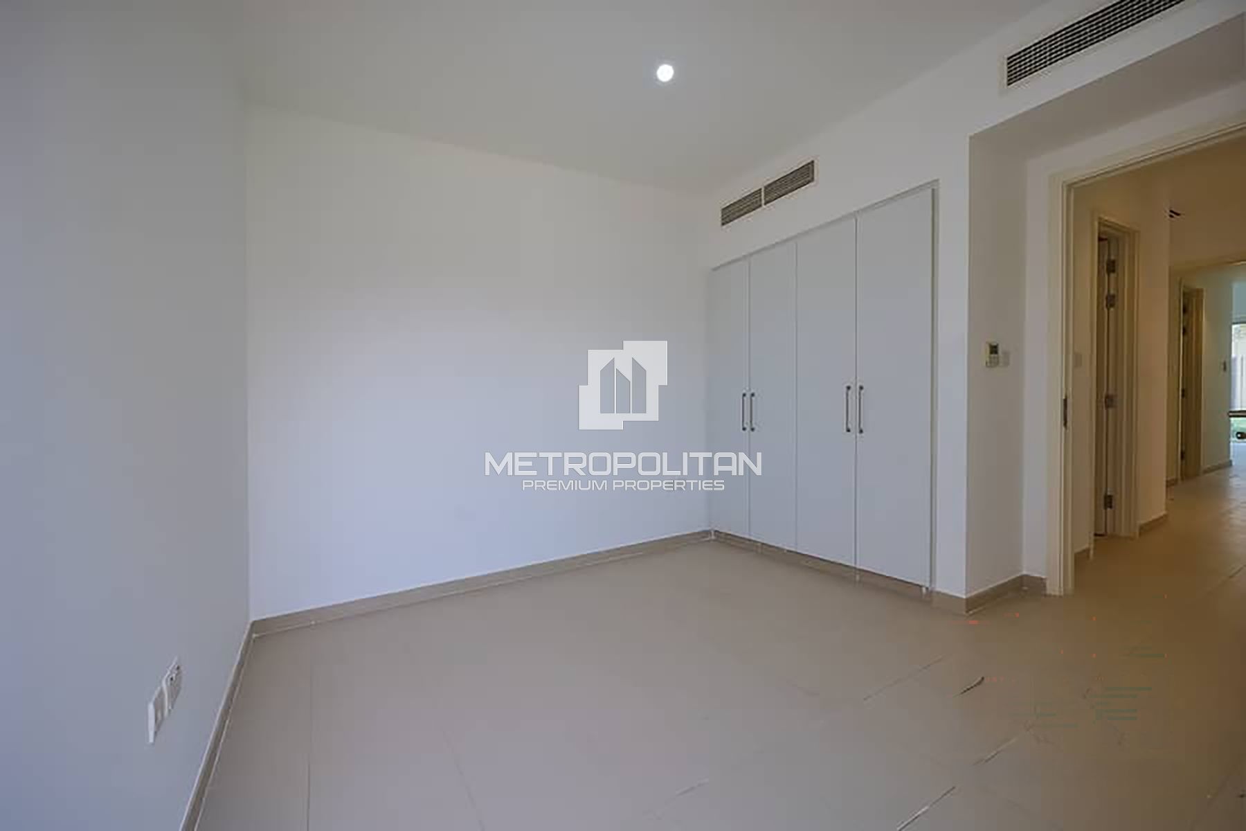 Ready to Move In | Unfurnished | Huge Layout