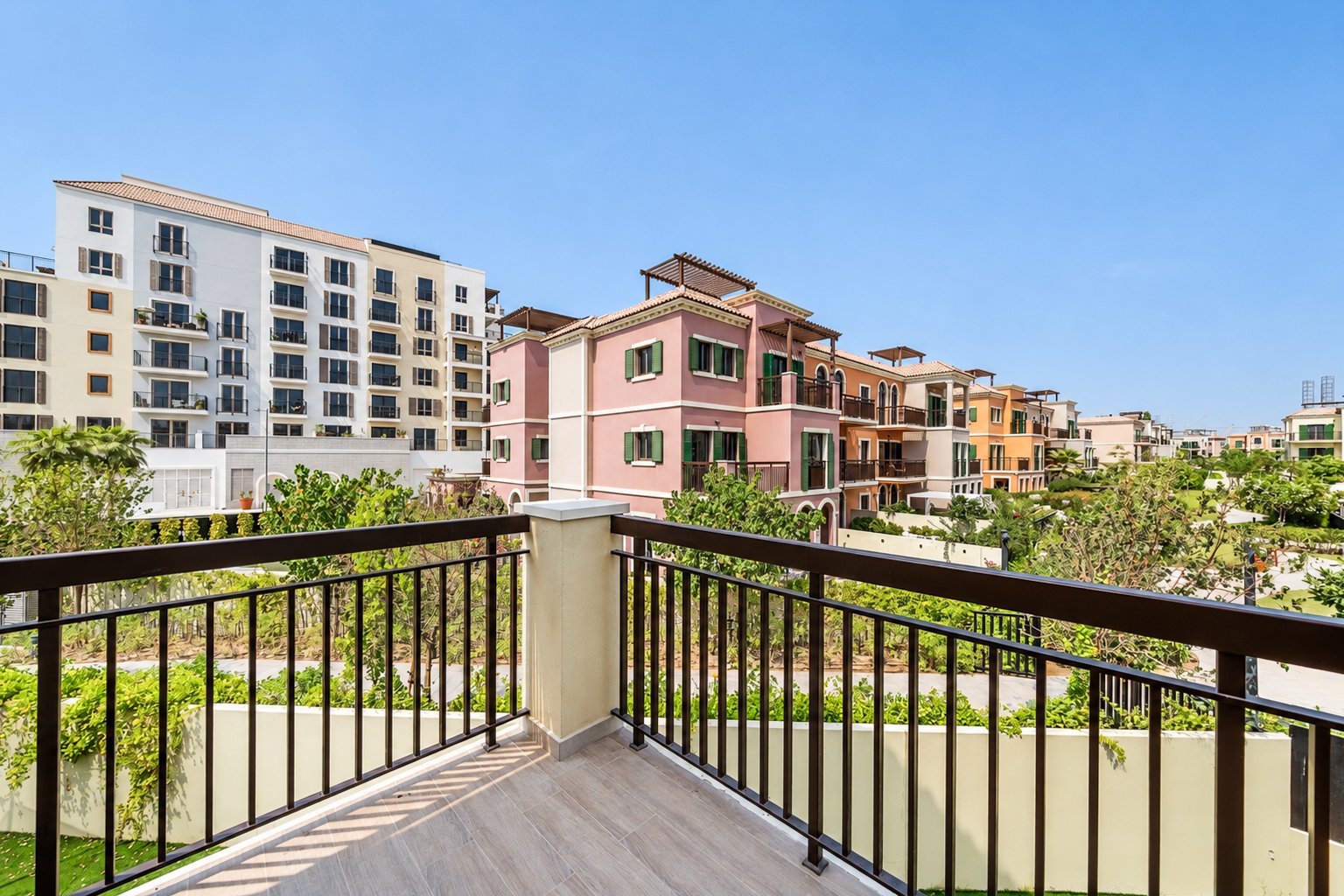 Biggest Plot | Luxury Living | G+2+R Layout