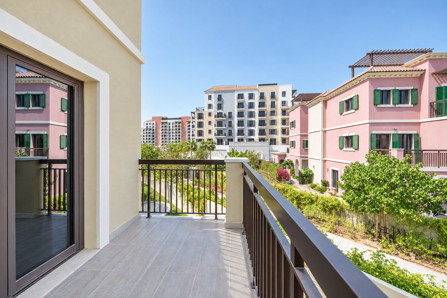 Biggest Plot | Luxury Living | G+2+R Layout