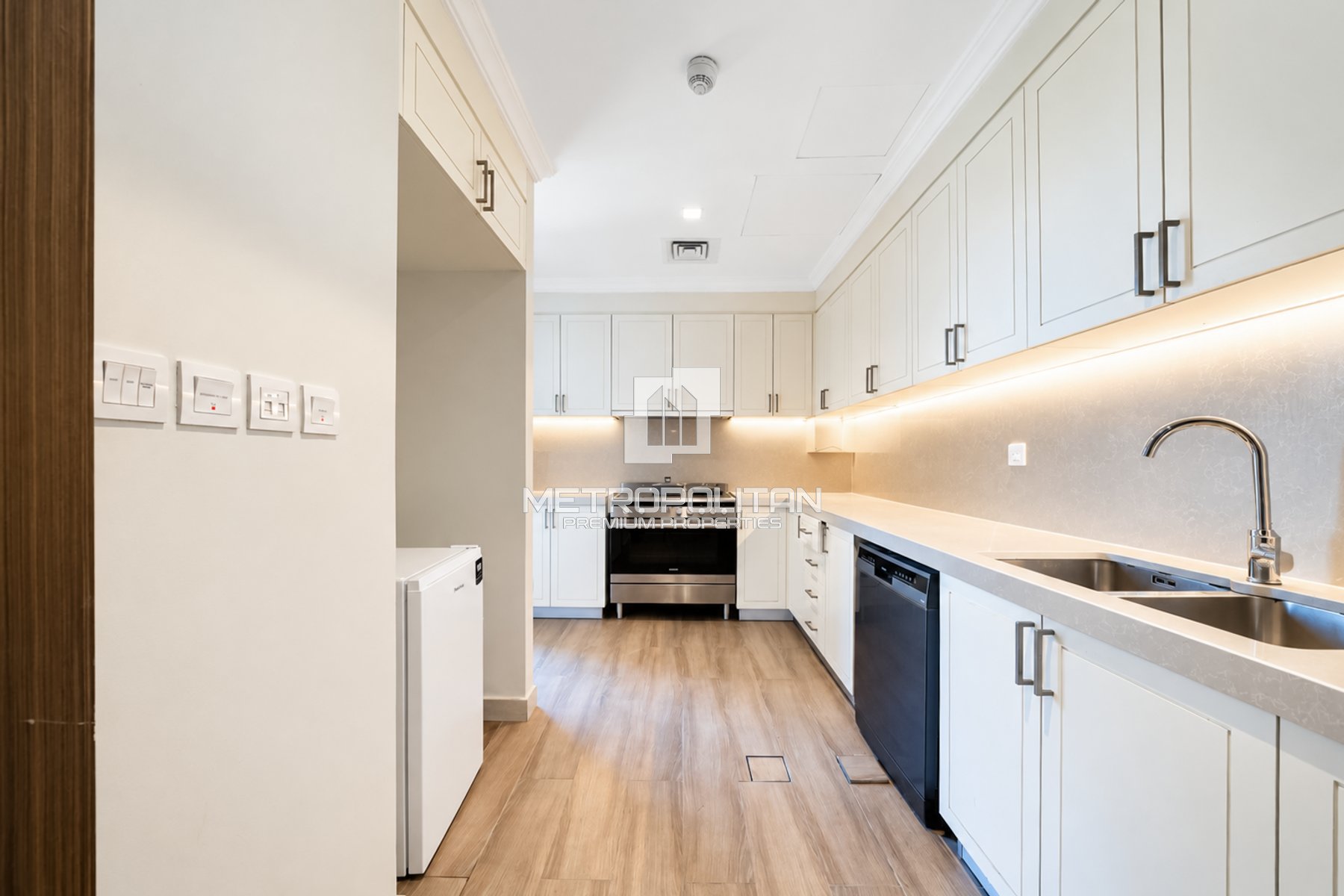 Biggest Plot | Luxury Living | G+2+R Layout