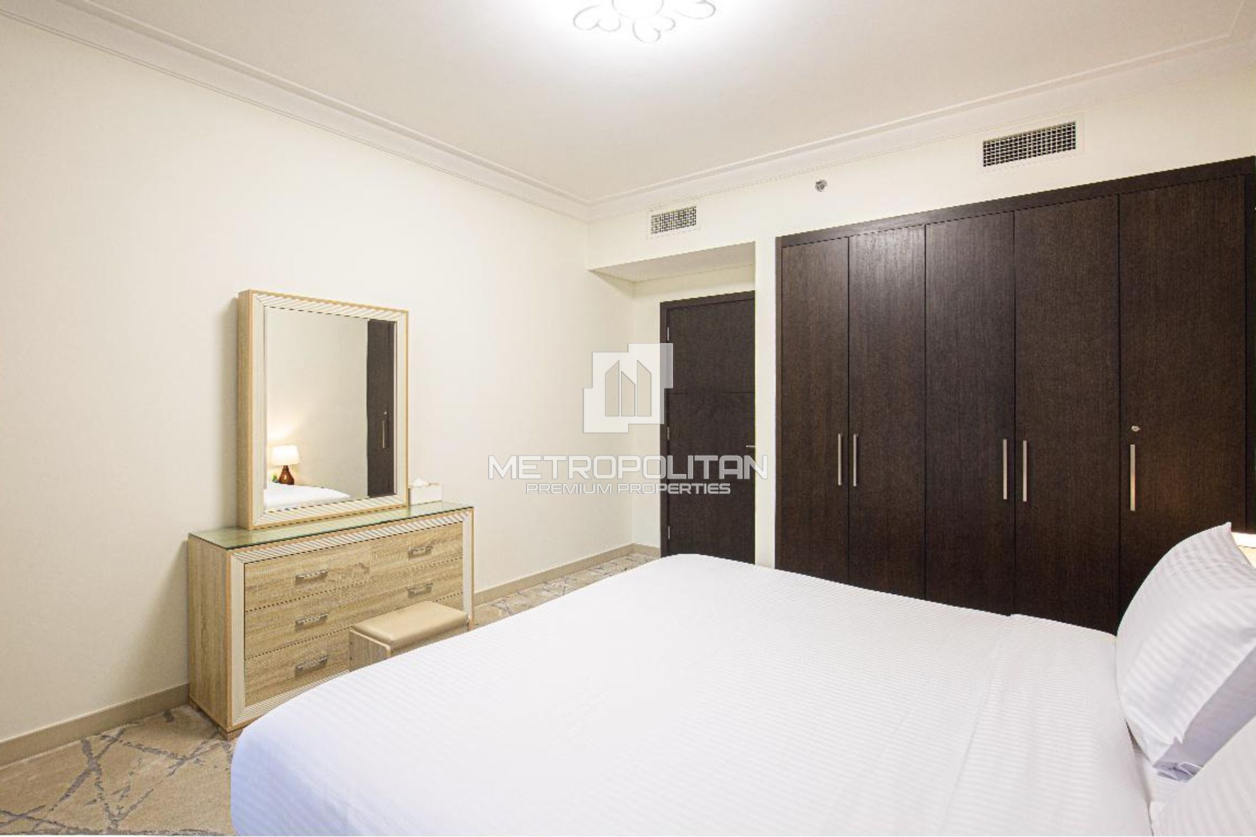 Full Marina Vistas | Fully Furnished| Turnkey Unit