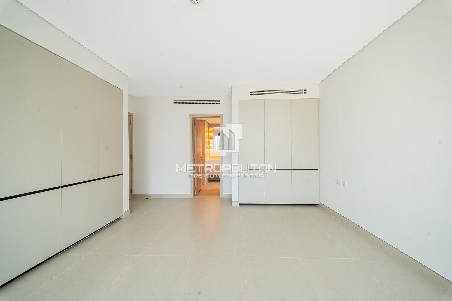 Huge Layout | Vacant Unit | Motivated Seller
