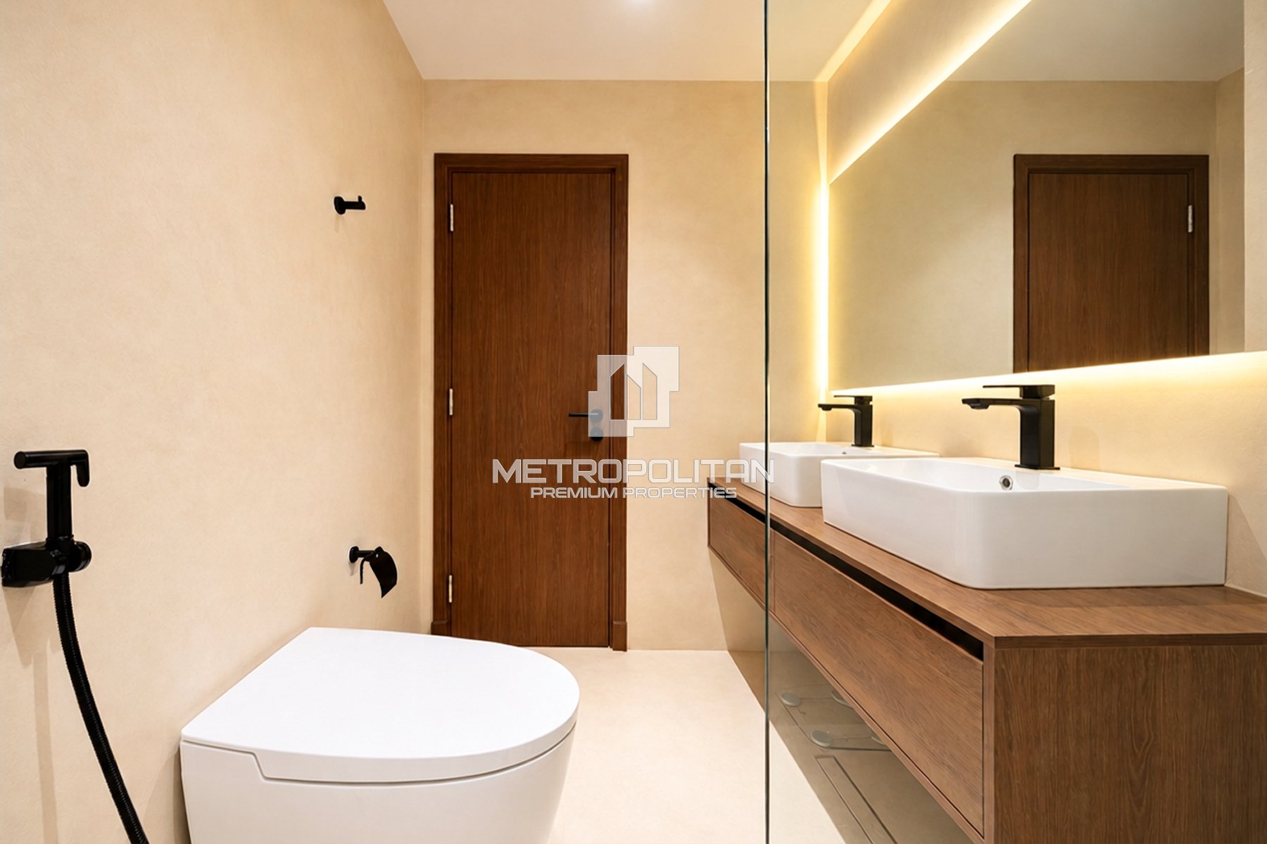 Premium Upgraded | Furnished | Sea View | VOT
