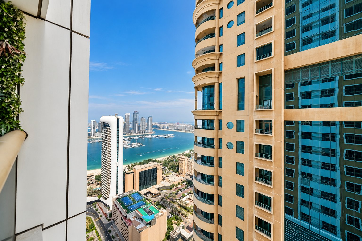 Premium Upgraded | Furnished | Sea View | VOT