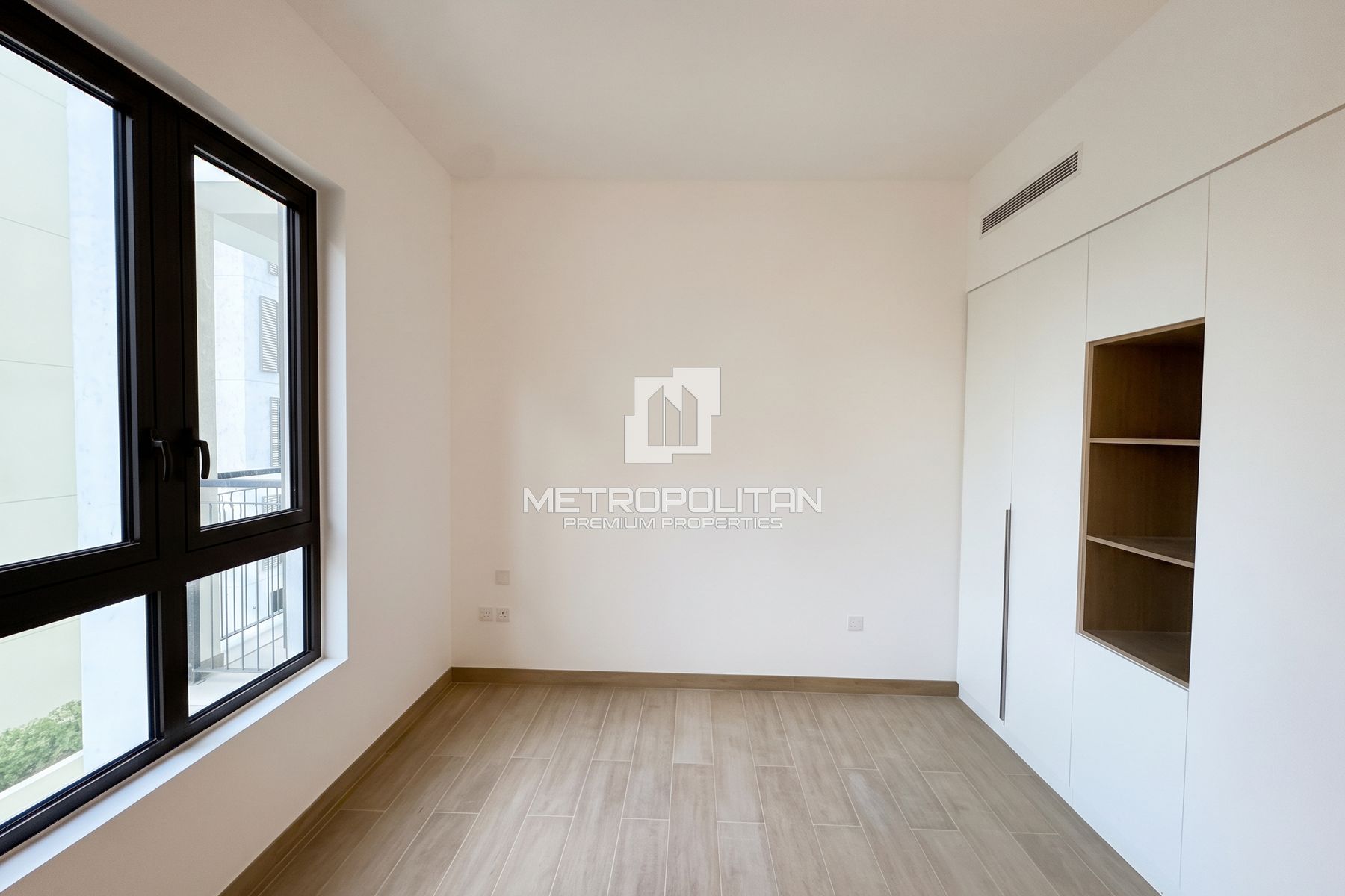Multiple Options | Ready to Move in | Sea View