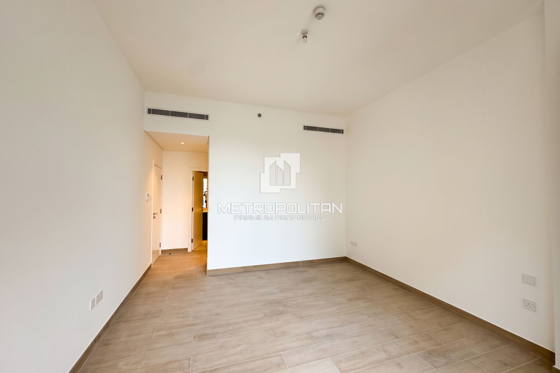 Multiple Options | Ready to Move in | Sea View