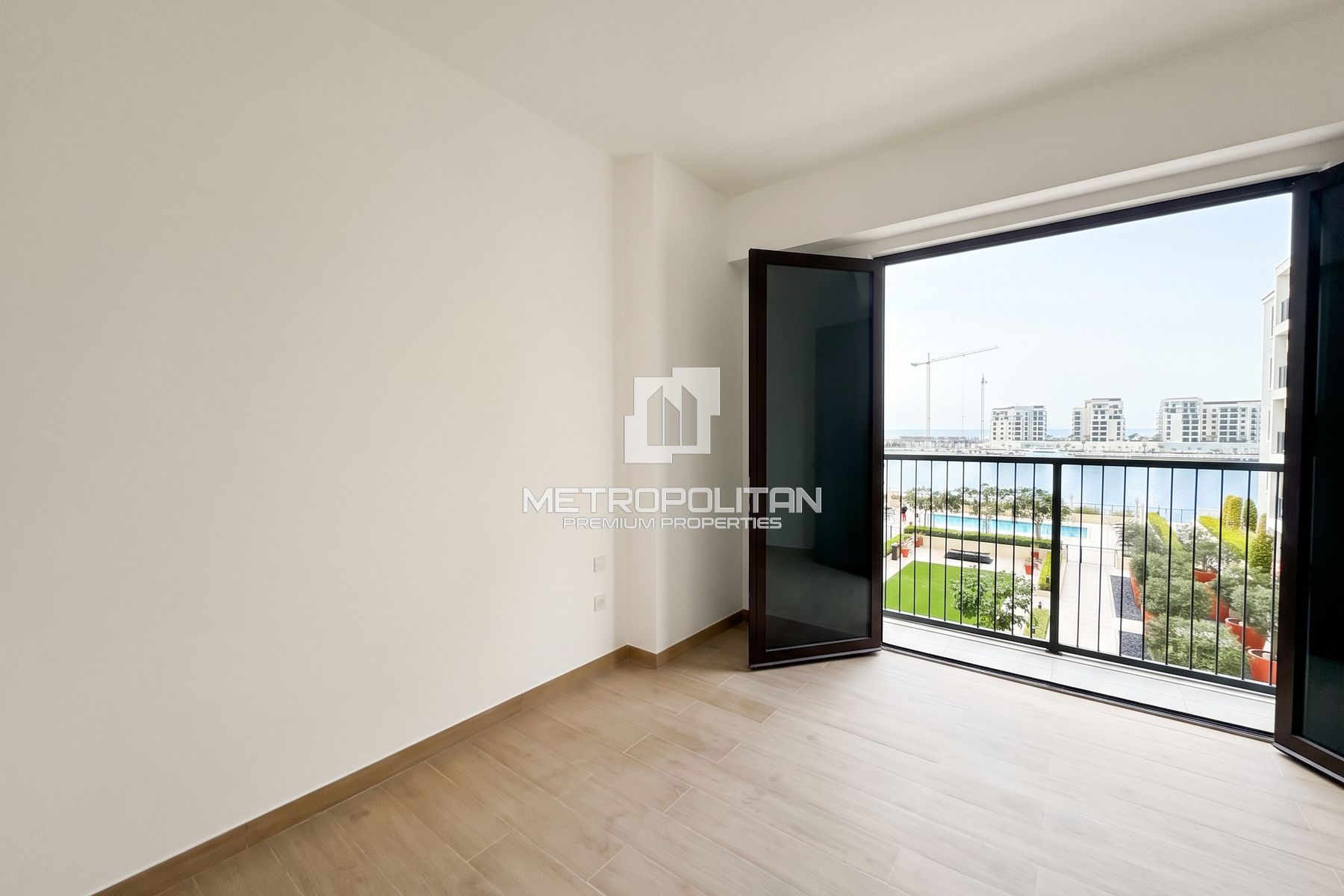 Multiple Options | Ready to Move in | Sea View