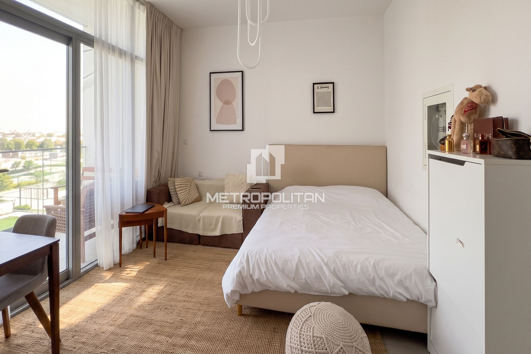 Fully Furnished | Vacant on Transfer| Walk to Park