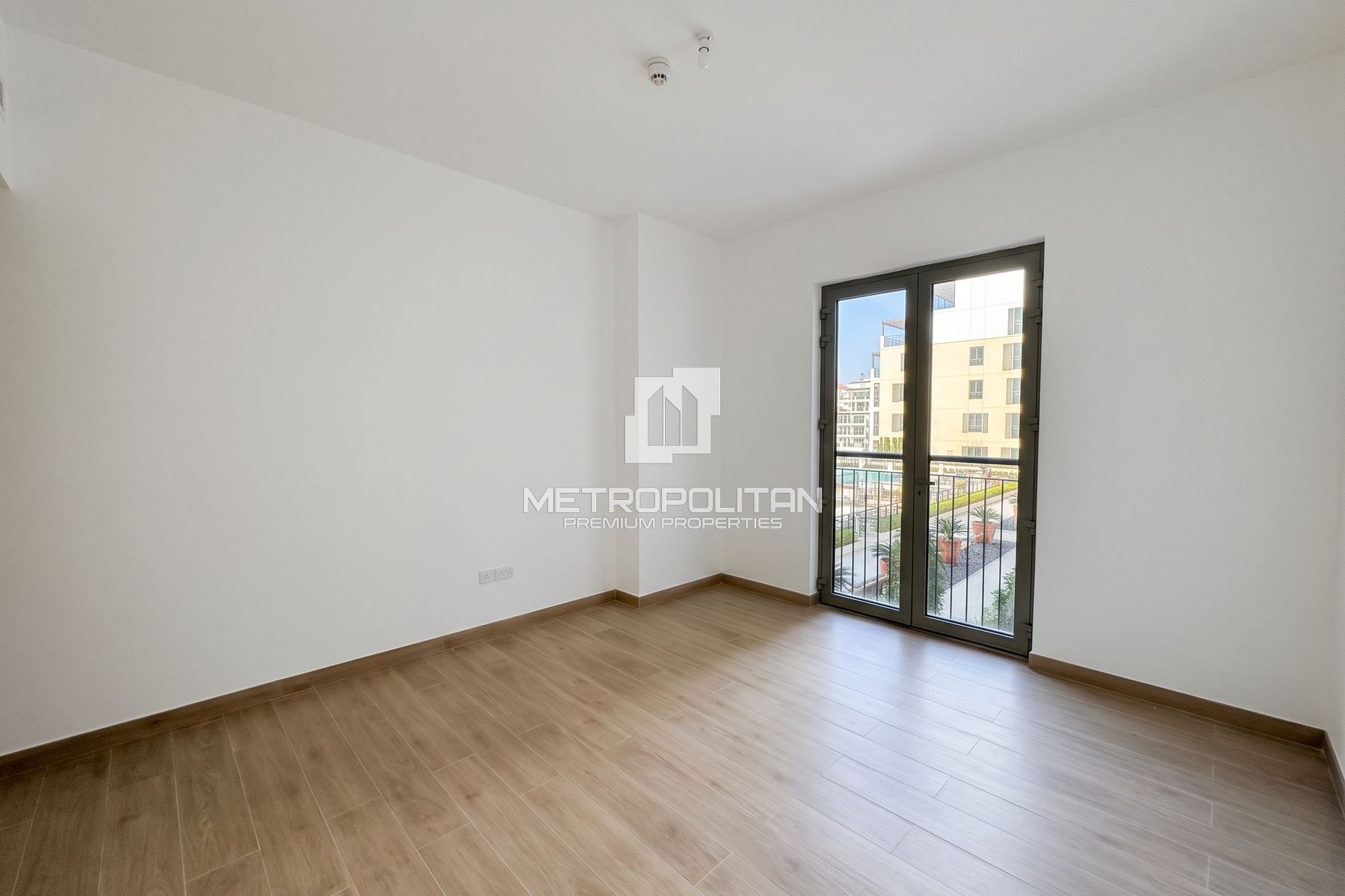 Vacant | Sea View | Huge Layout | Multiple Options