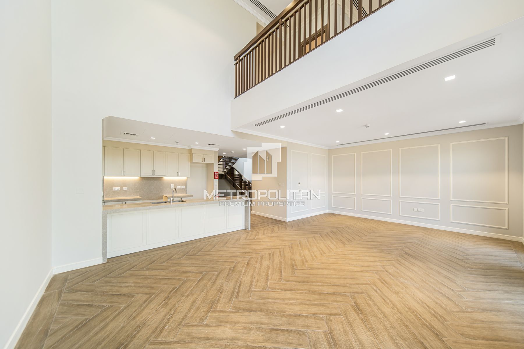 3BR + Extra Room| Panoramic Sea View| Luxury Villa
