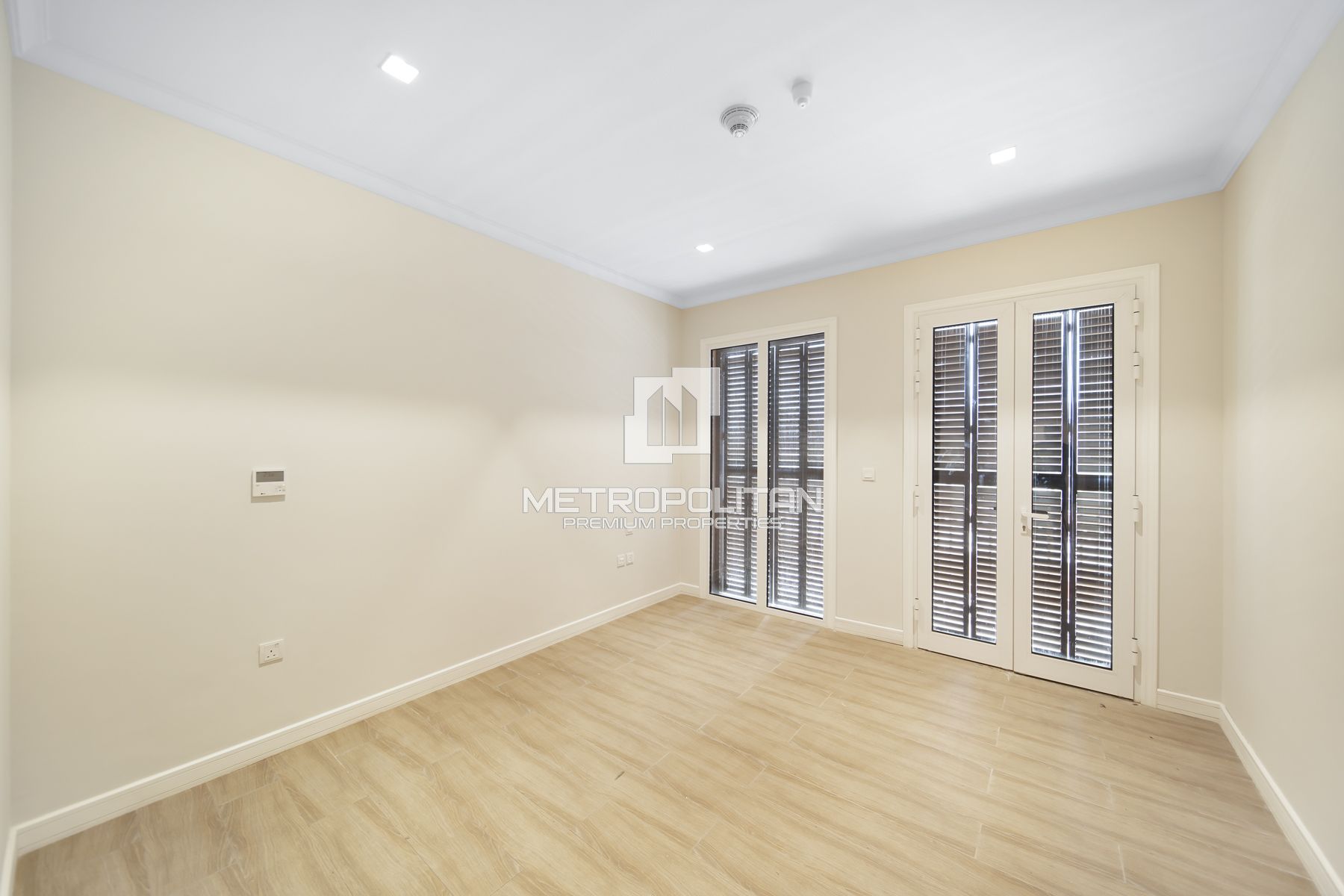 3BR + Extra Room| Panoramic Sea View| Luxury Villa