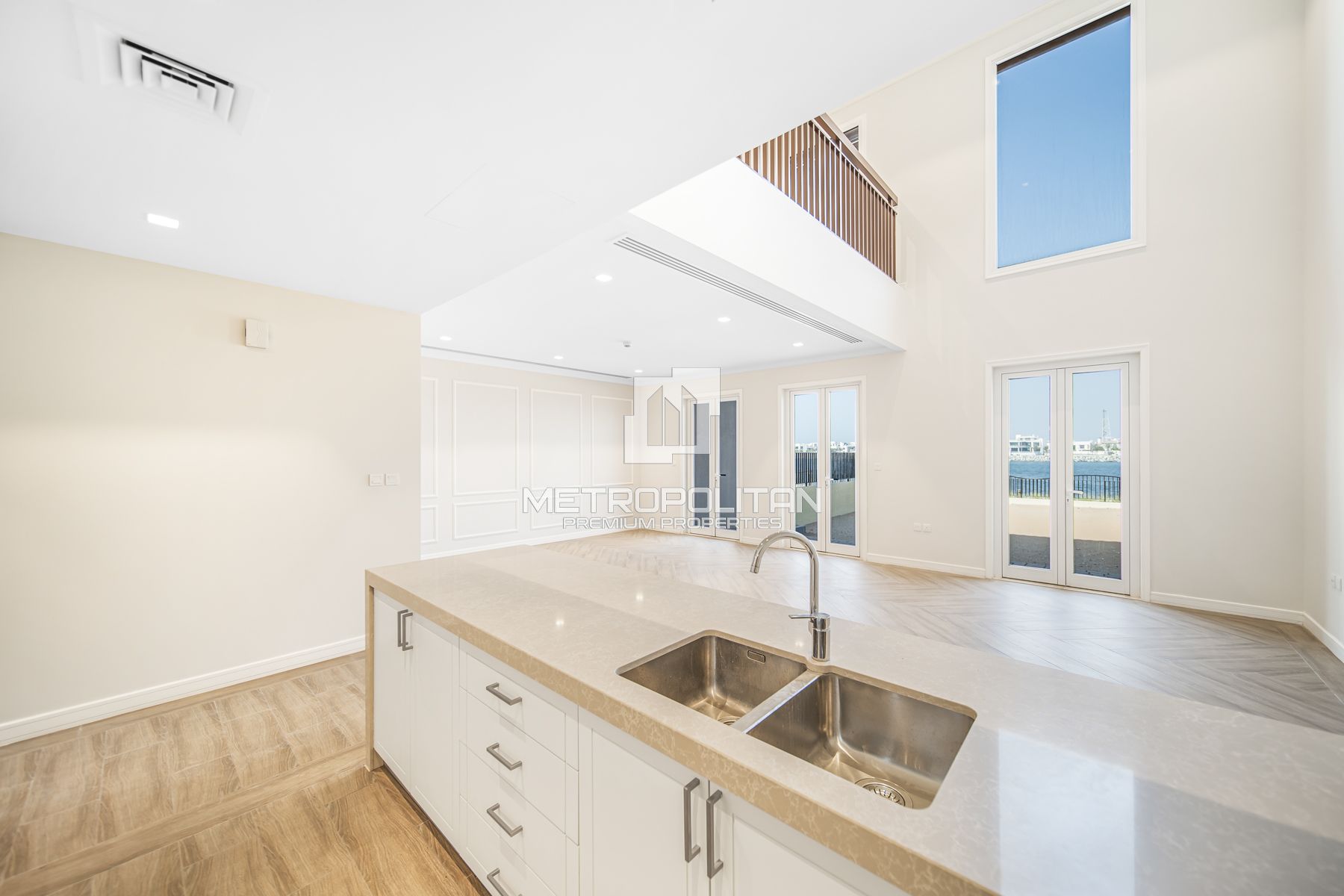 3BR + Extra Room| Panoramic Sea View| Luxury Villa