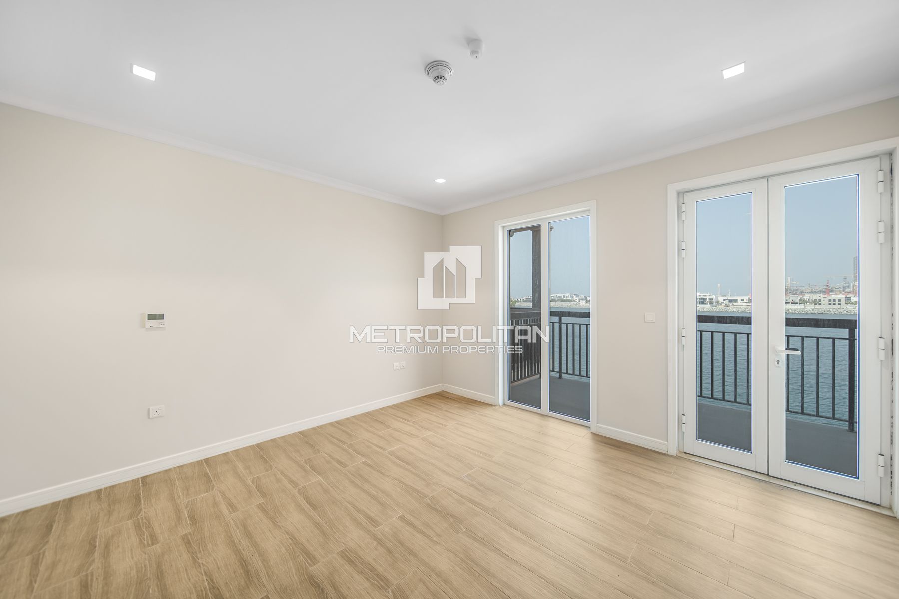 3BR + Extra Room| Panoramic Sea View| Luxury Villa