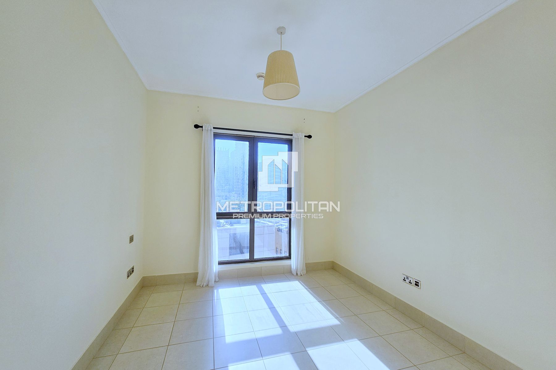 Bright Apartment | Well Maintained |Greenery Views