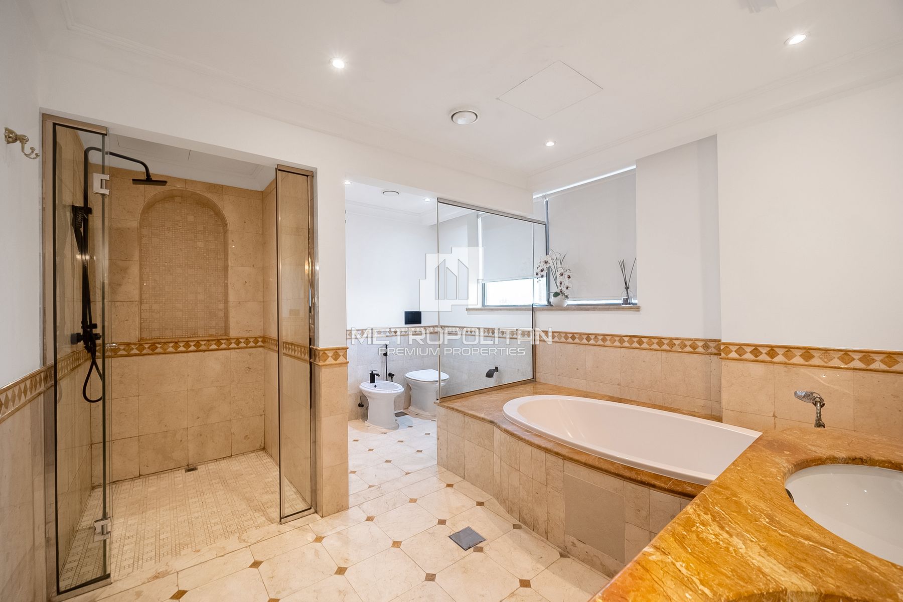 Exquisite 4BR Duplex Penthouse| Ain & Skyline View