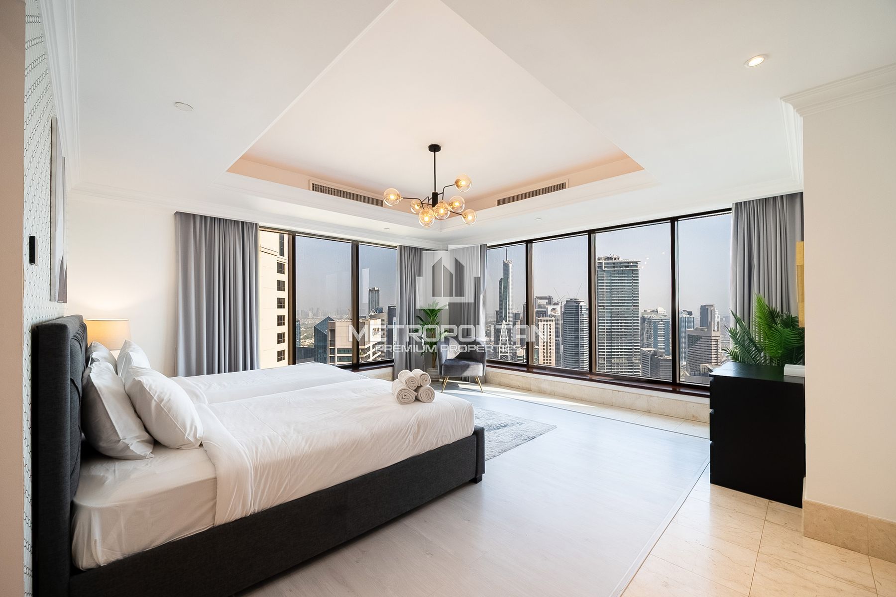 Exquisite 4BR Duplex Penthouse| Ain & Skyline View