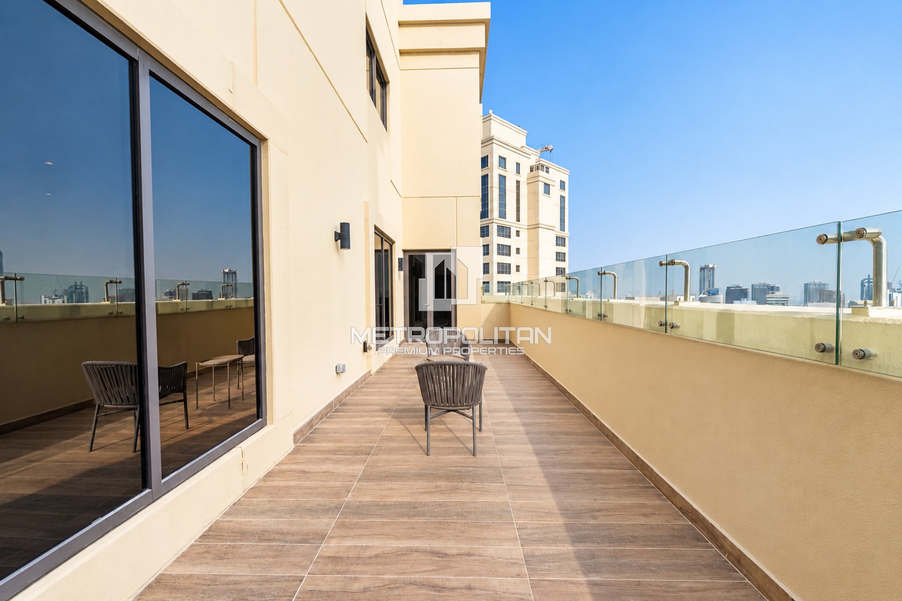 Exquisite 4BR Duplex Penthouse| Ain & Skyline View