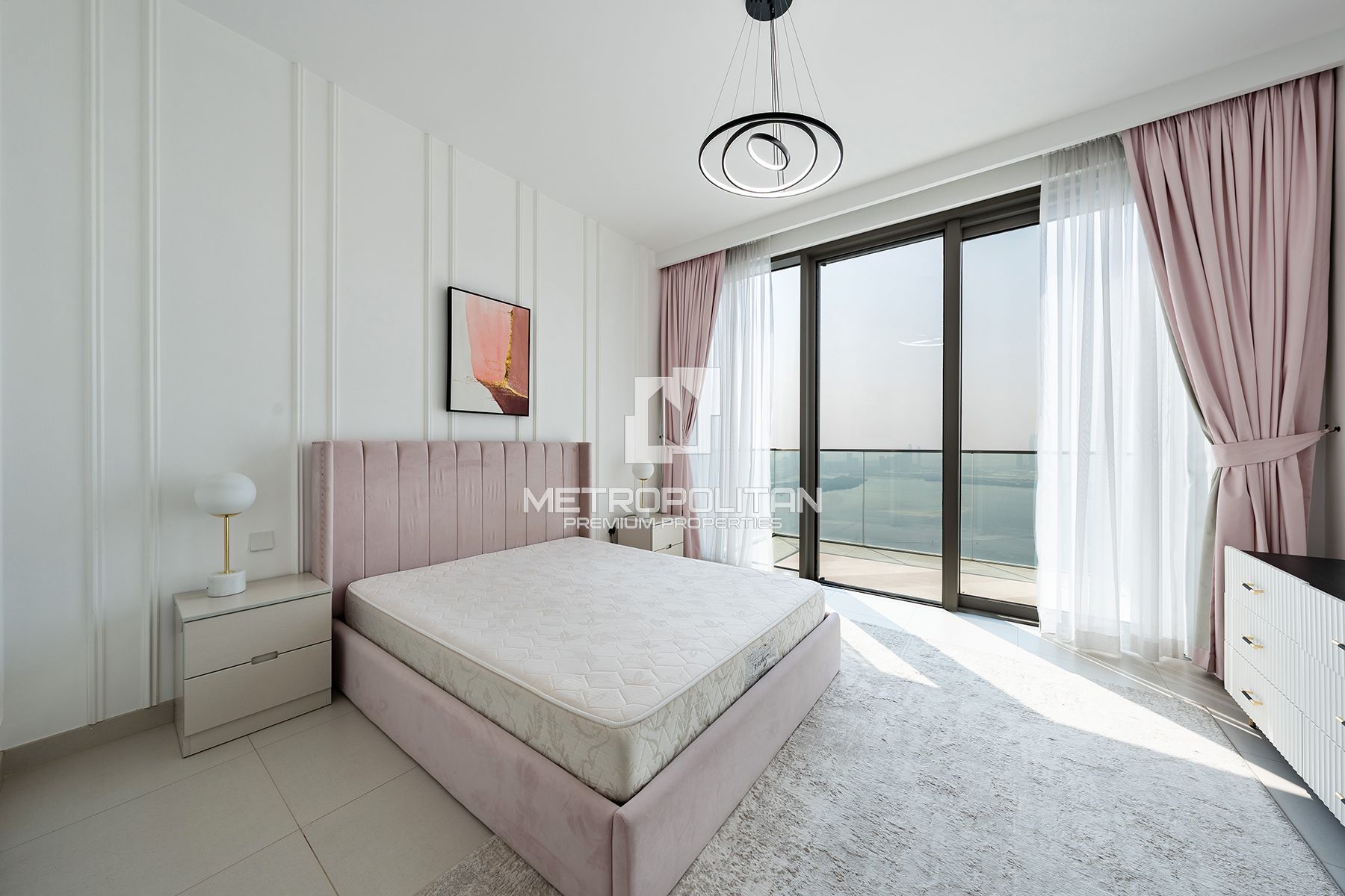 Best Priced | Vacant | Upgraded with Skyline View