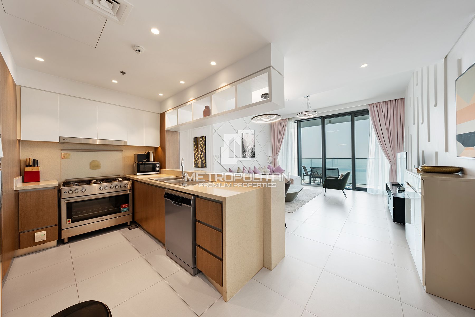 Best Priced | Vacant | Upgraded with Skyline View