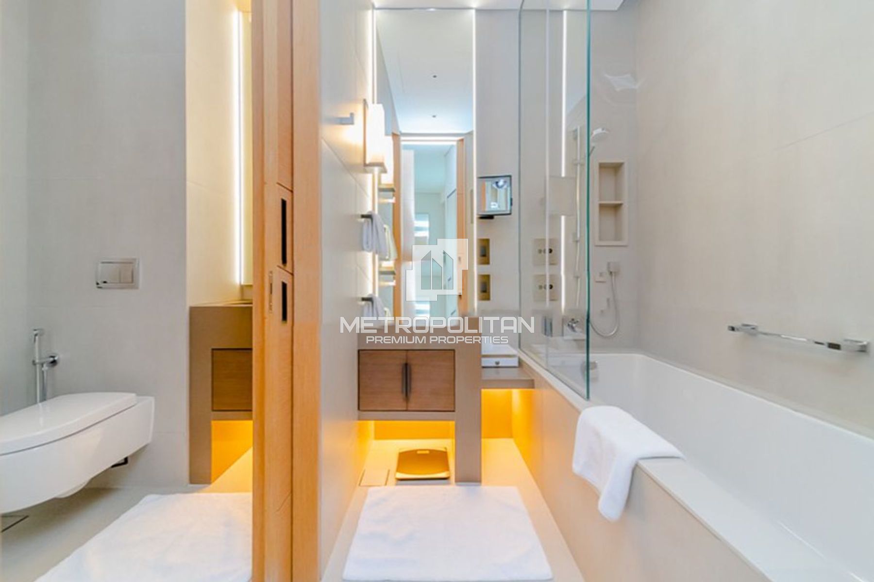 Full Sea Views | Vacant | Spacious 1 Bedroom