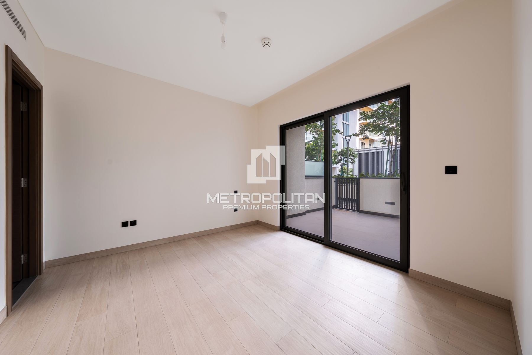 Huge Layout | Payment Plan Available | Pool Access