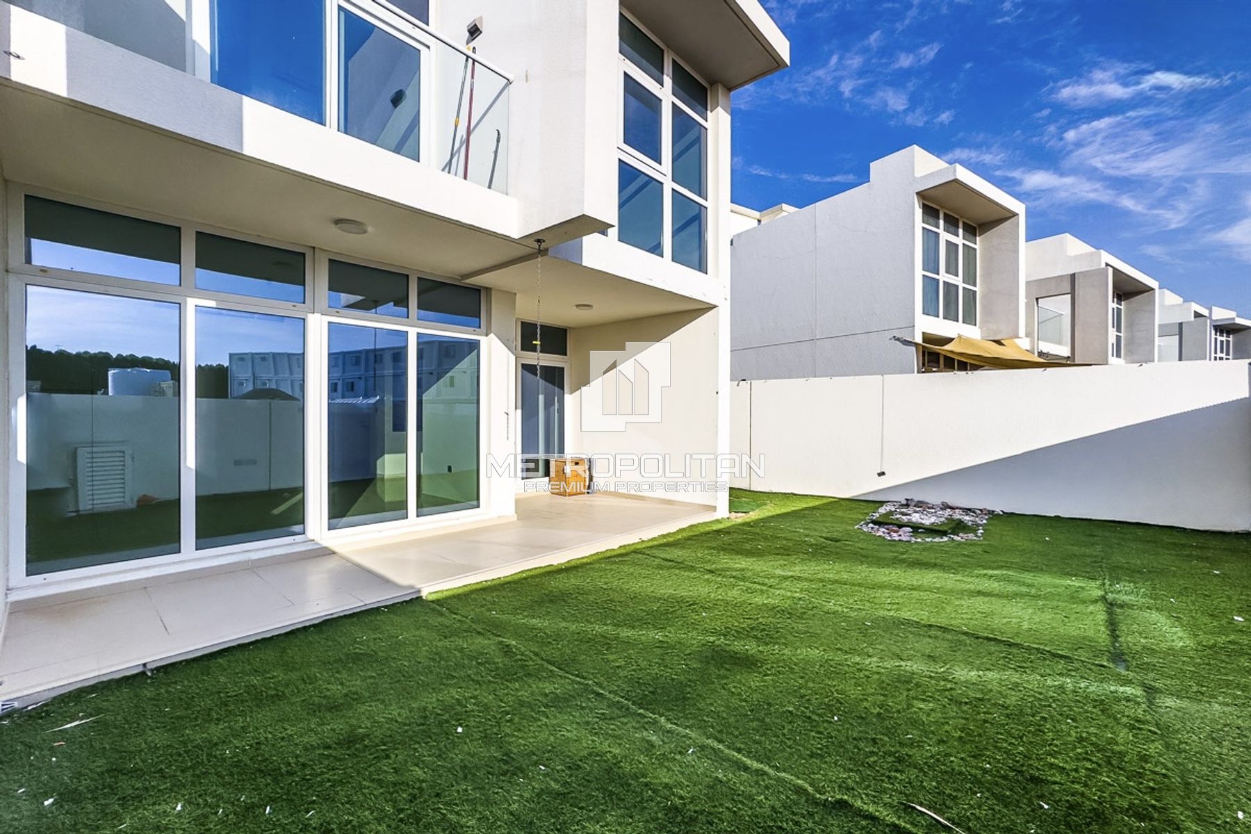 Купить виллу в Mimosa, Damac Hills 2 - MPS-52601