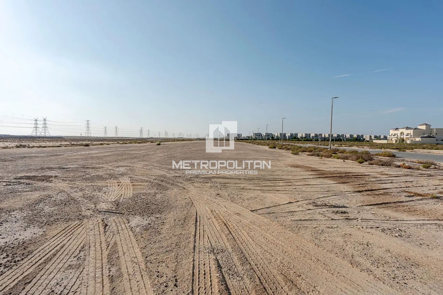 Single Row | Huge Layout | Ideal Investment