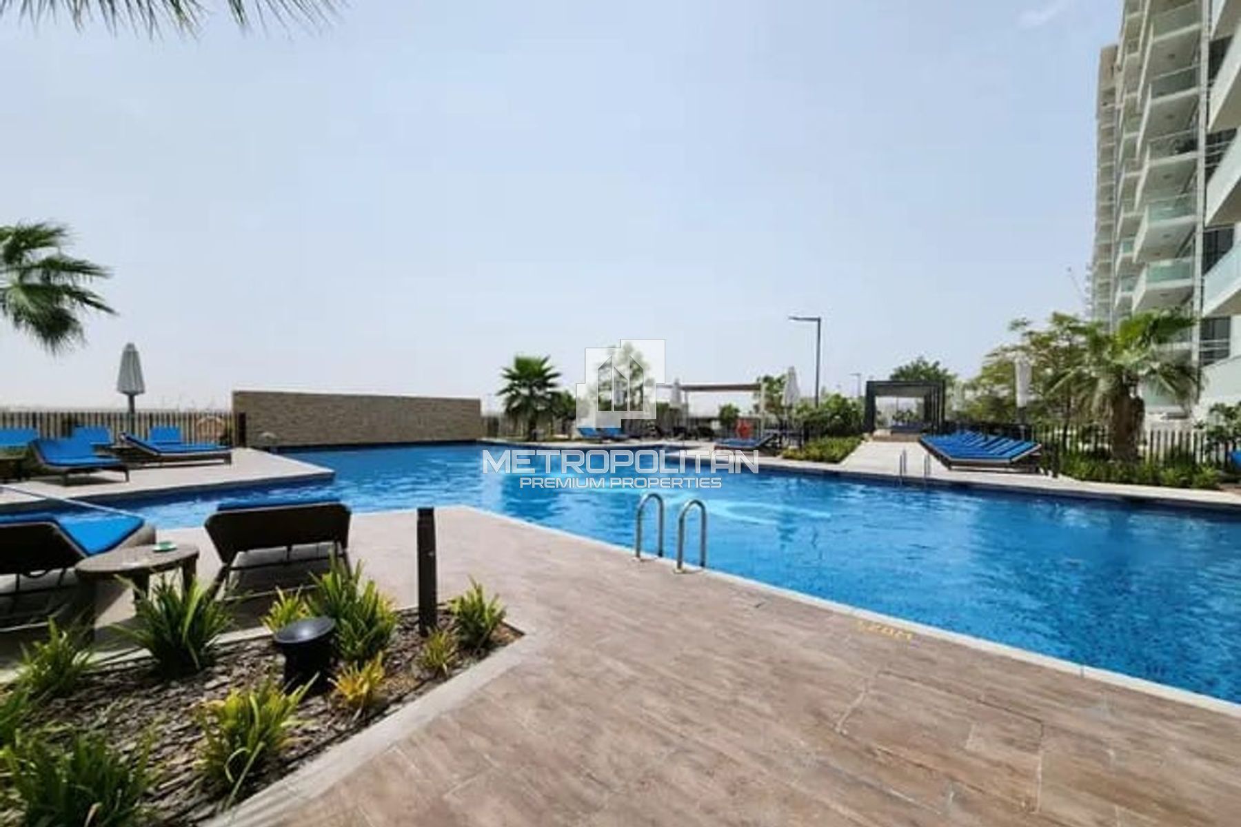 Furnished Studio | High Floor | Investor Deal