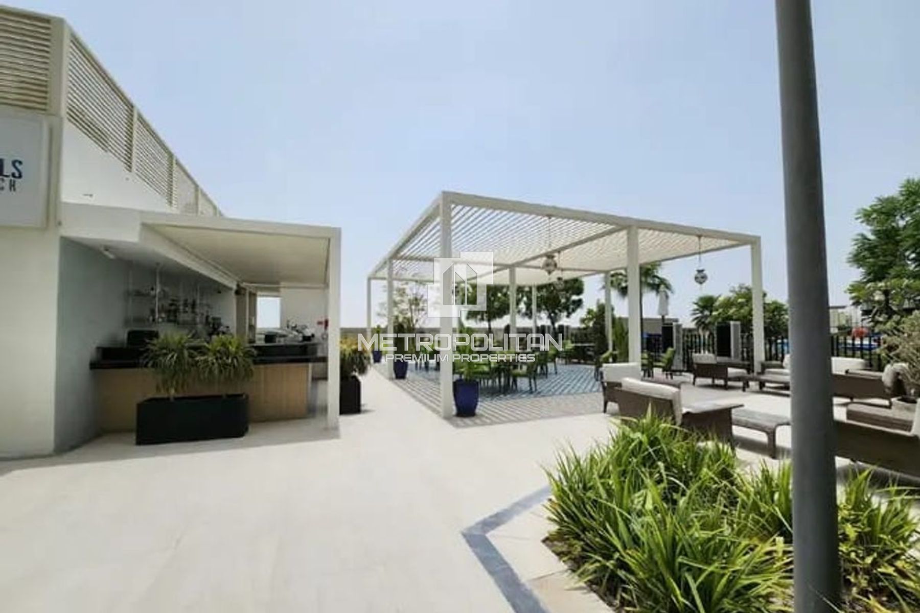 Furnished Studio | High Floor | Investor Deal