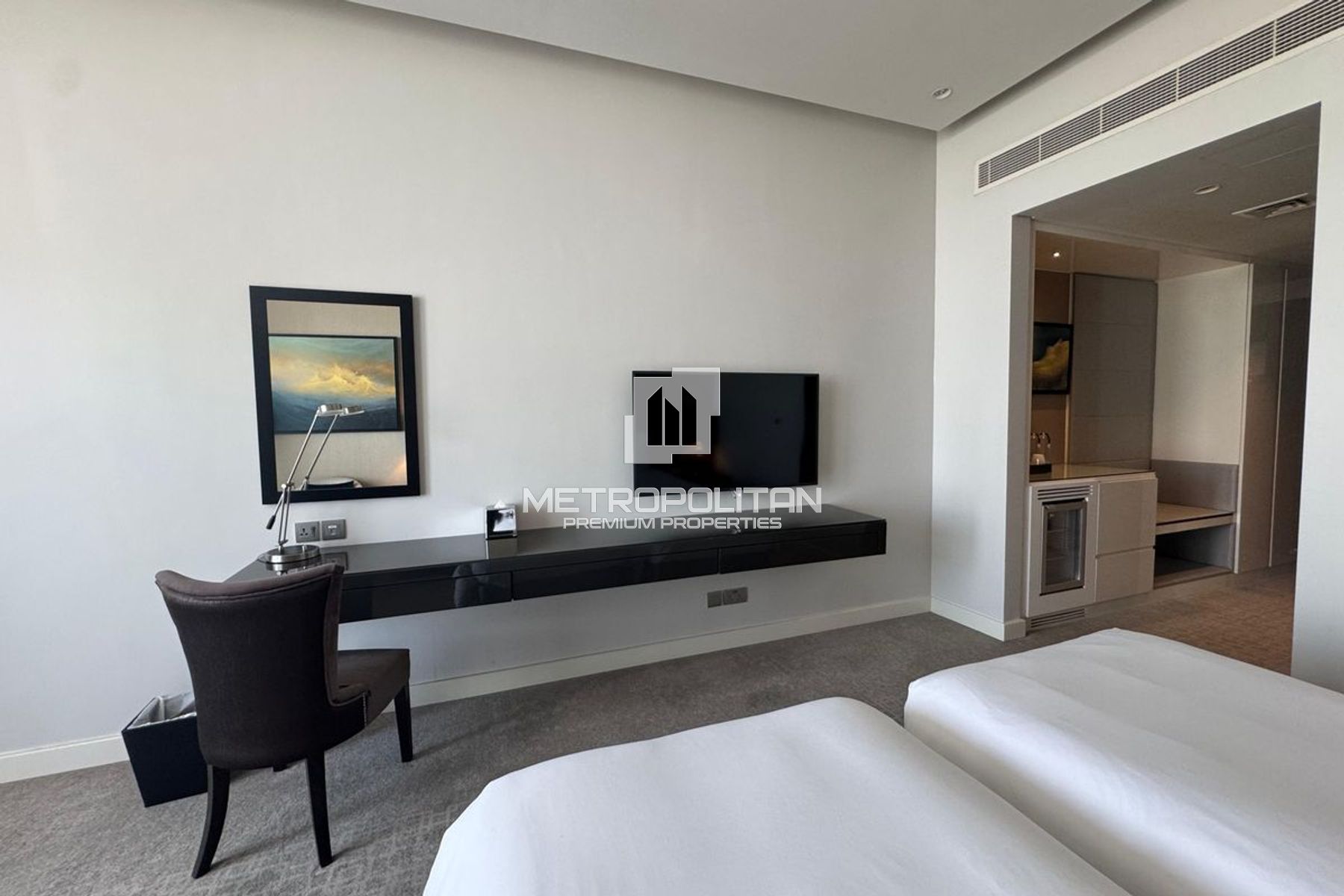 Furnished Studio | High Floor | Investor Deal