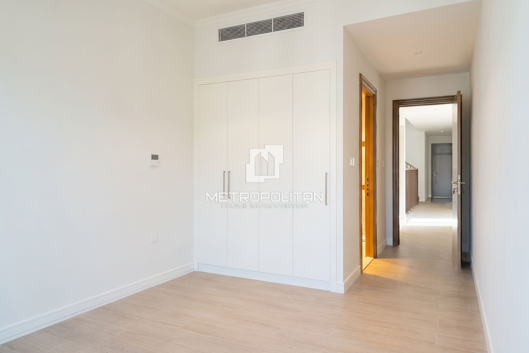 Seafront 5 Bed Villa | Prime Location | Best Price