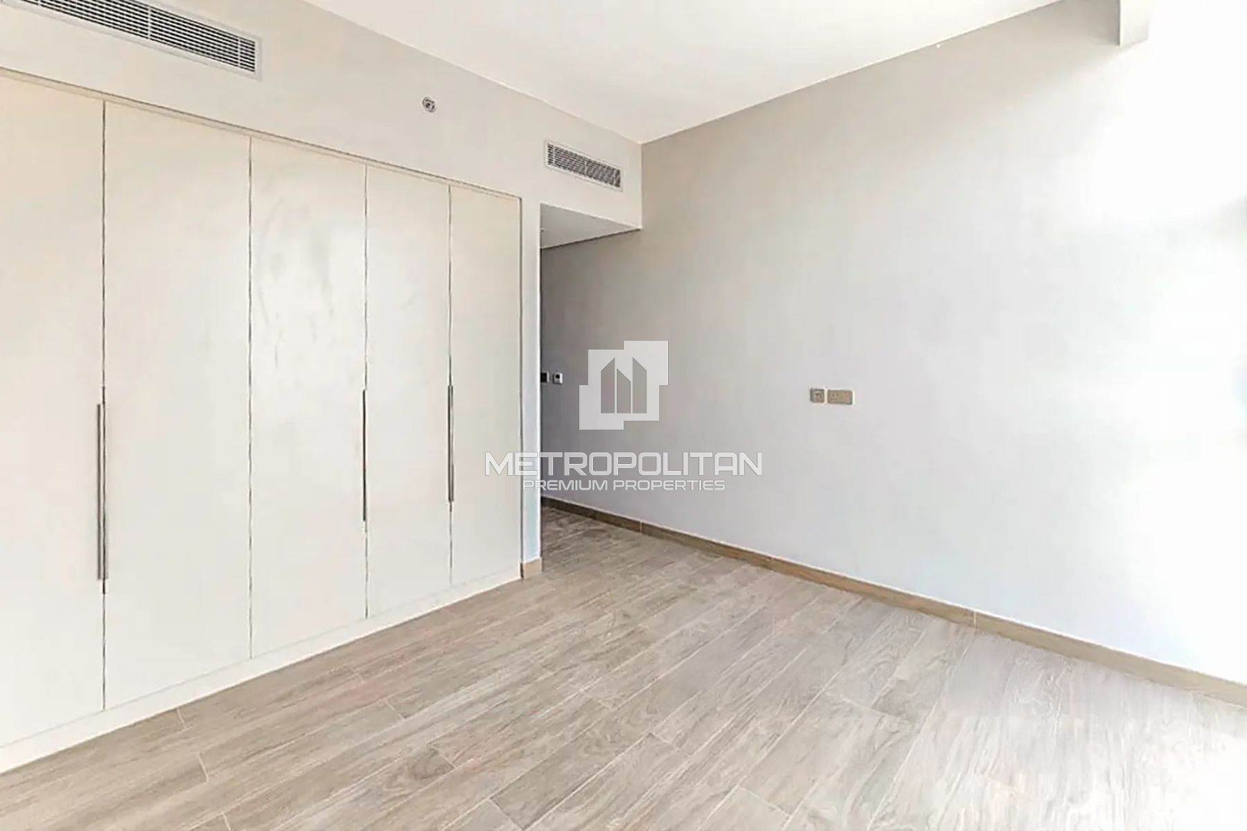 Vastu | Family-Friendly Layout | Low Floor