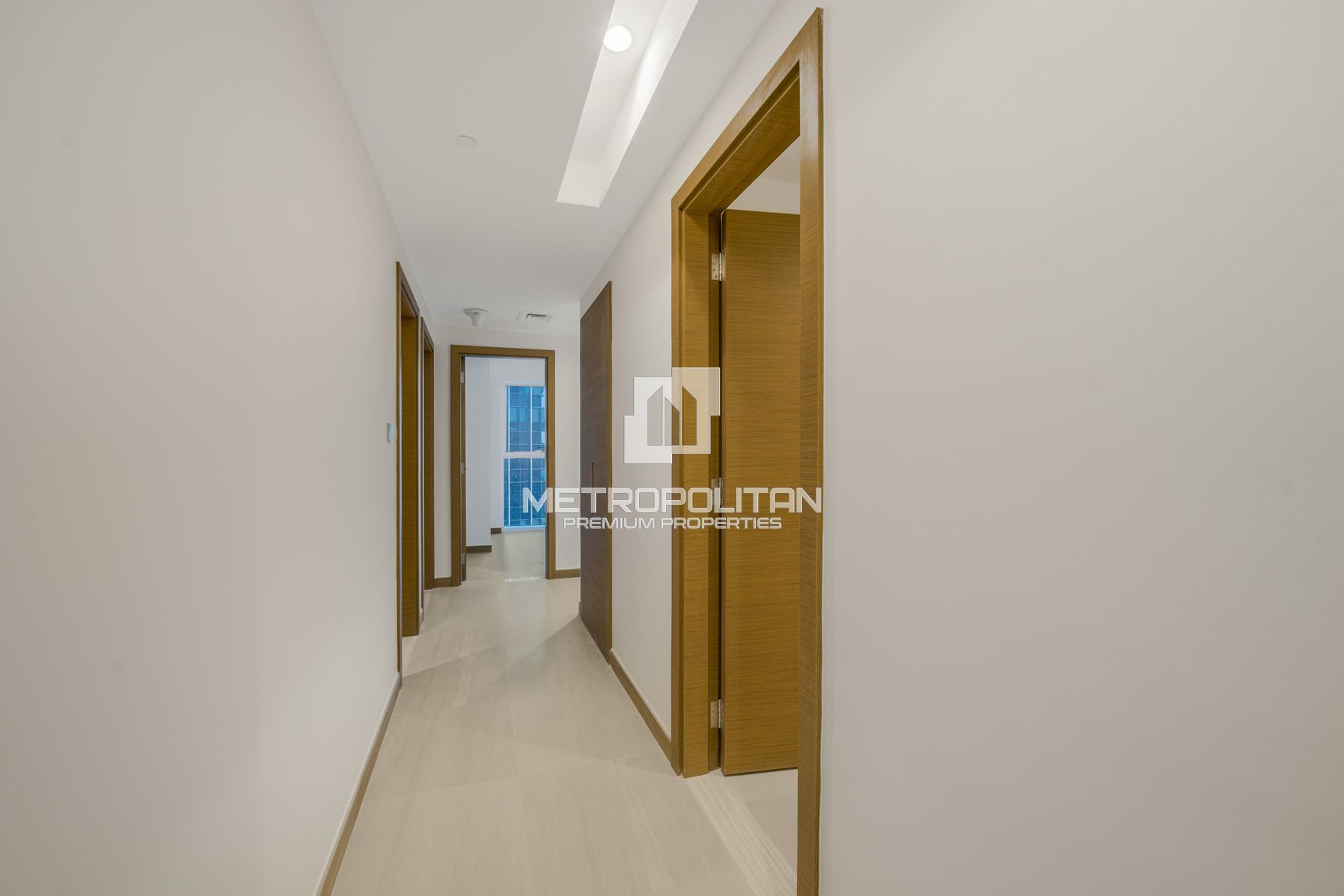 Waterfront Luxury | Full Canal View | High Floor