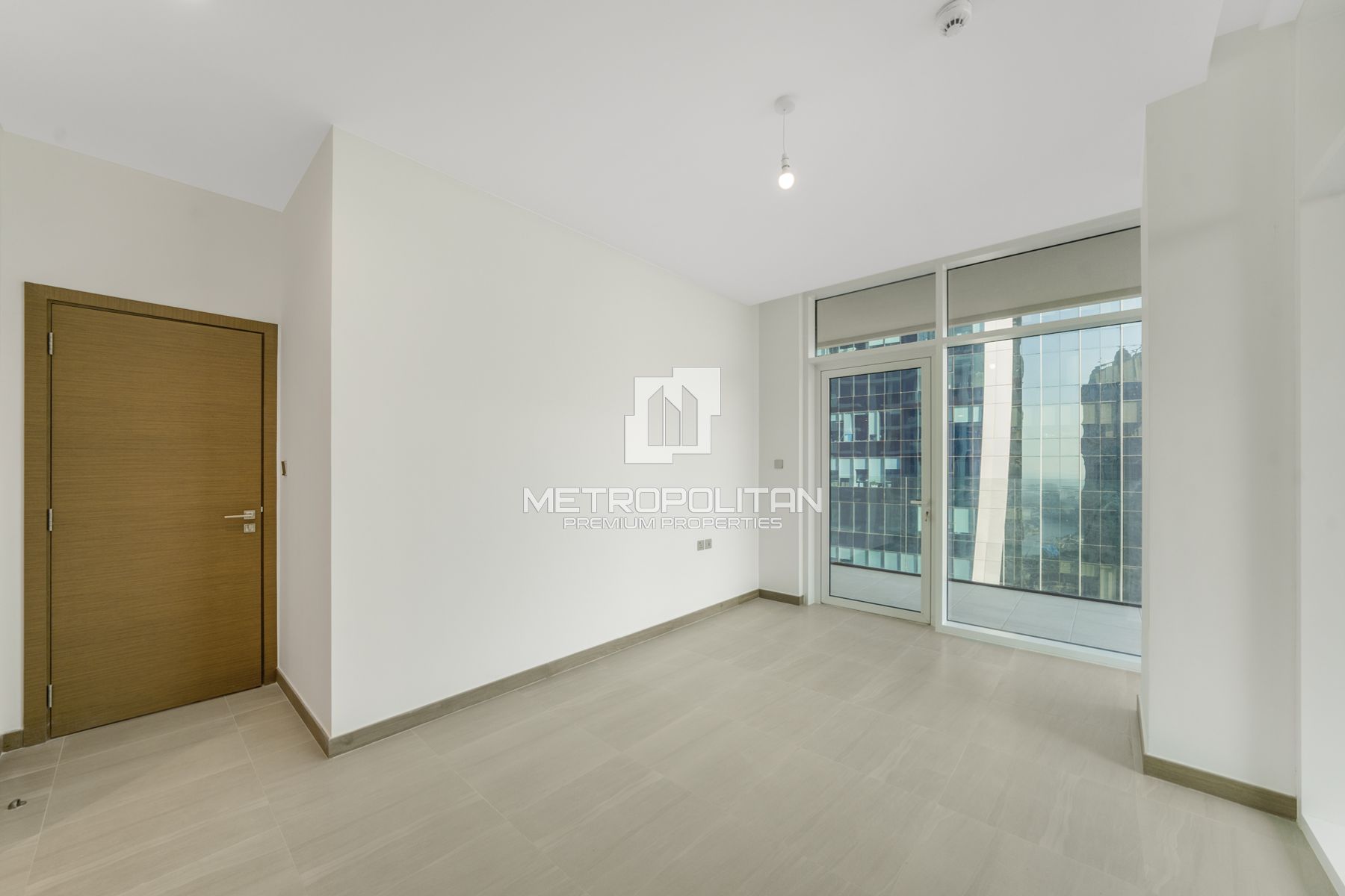 Waterfront Luxury | Full Canal View | High Floor