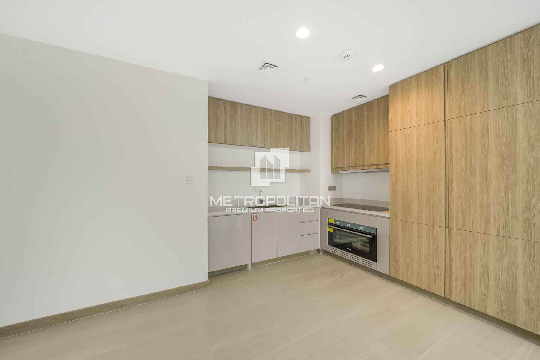 Waterfront Luxury | Full Canal View | High Floor