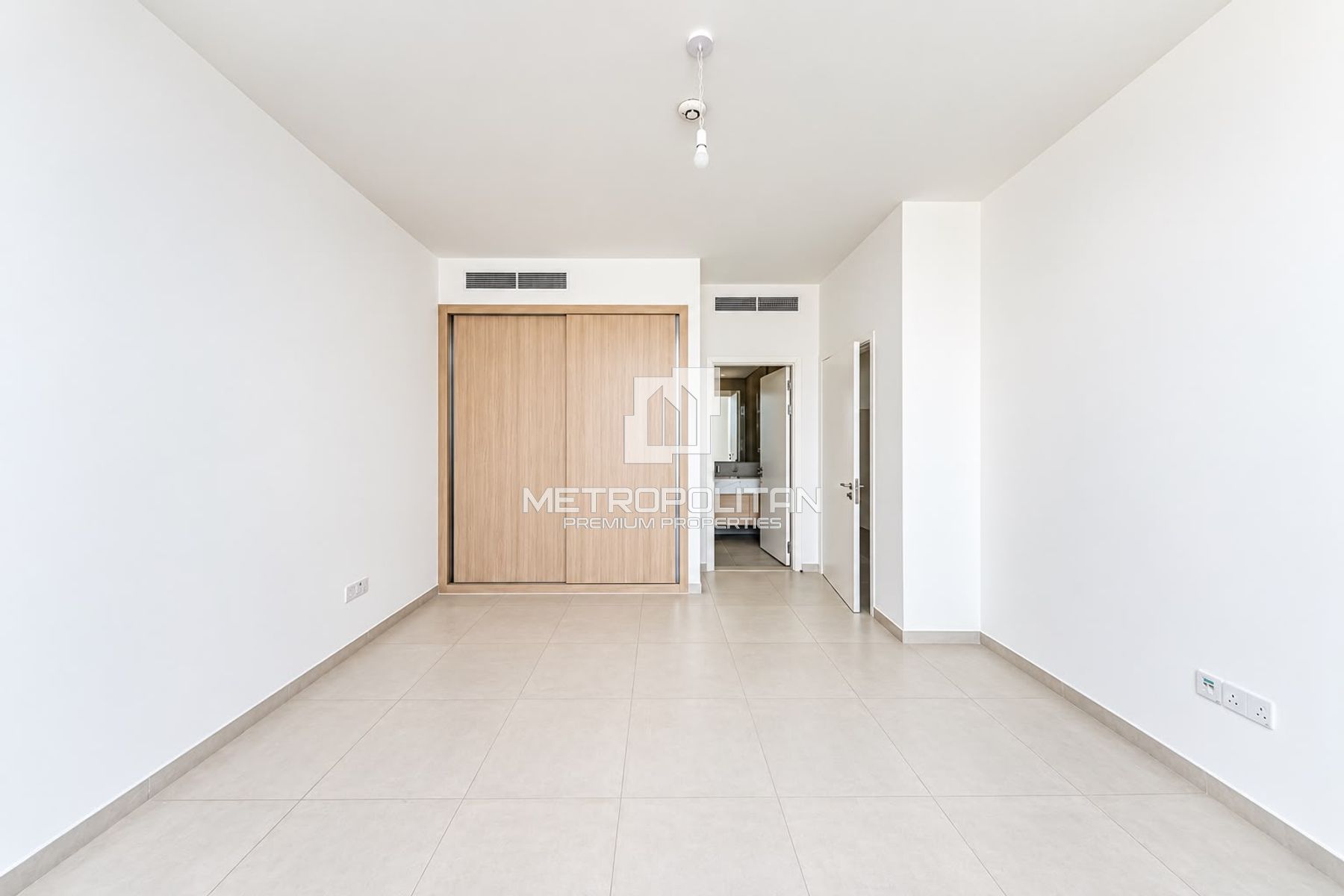 4BR | Internal Unit | Motivated Seller | Vastu