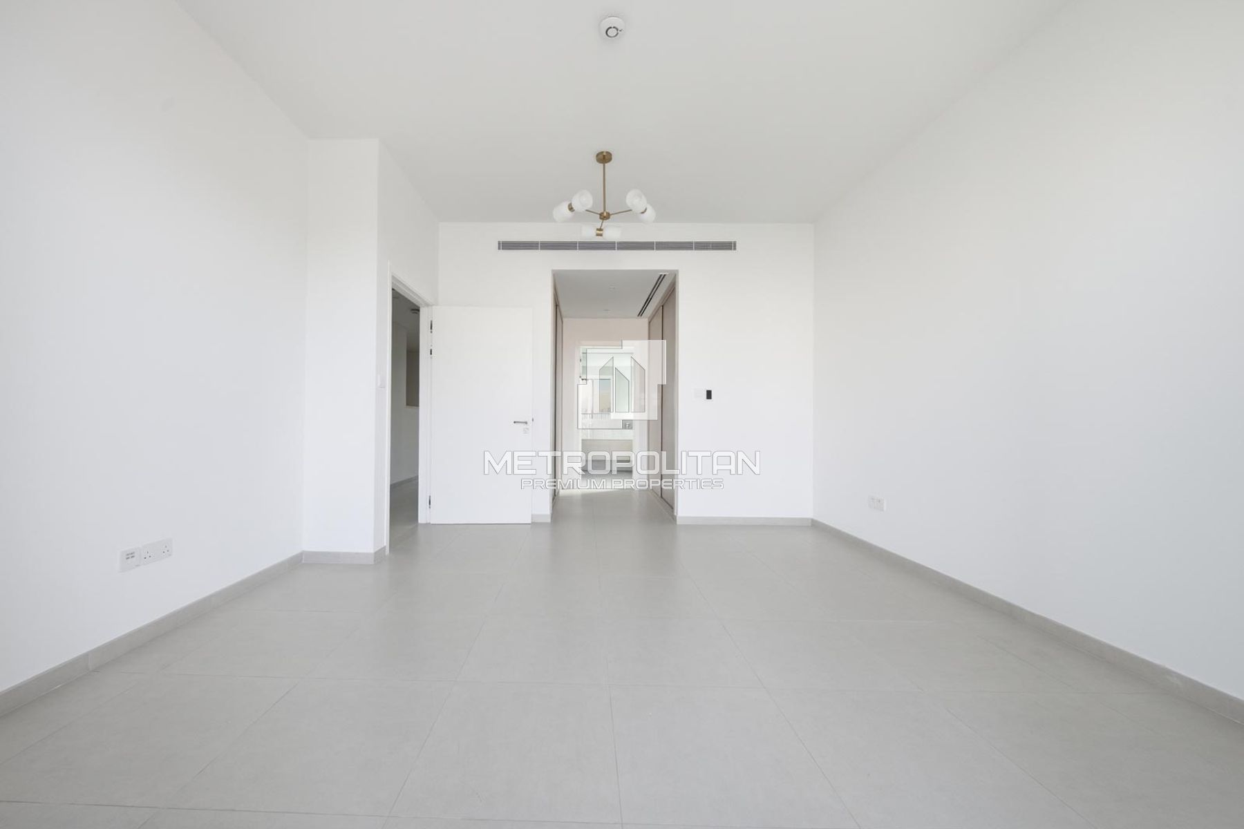 4BR | Internal Unit | Motivated Seller | Vastu