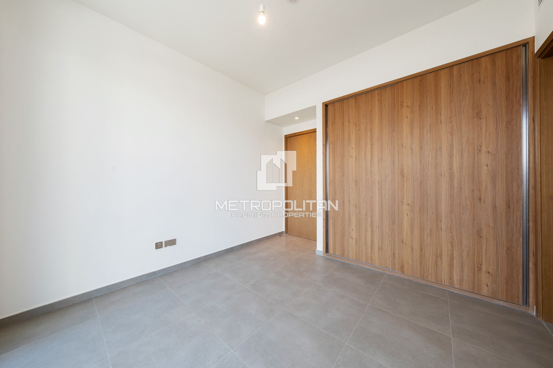 Exclusive | Single Row | Type C | Motivated Seller