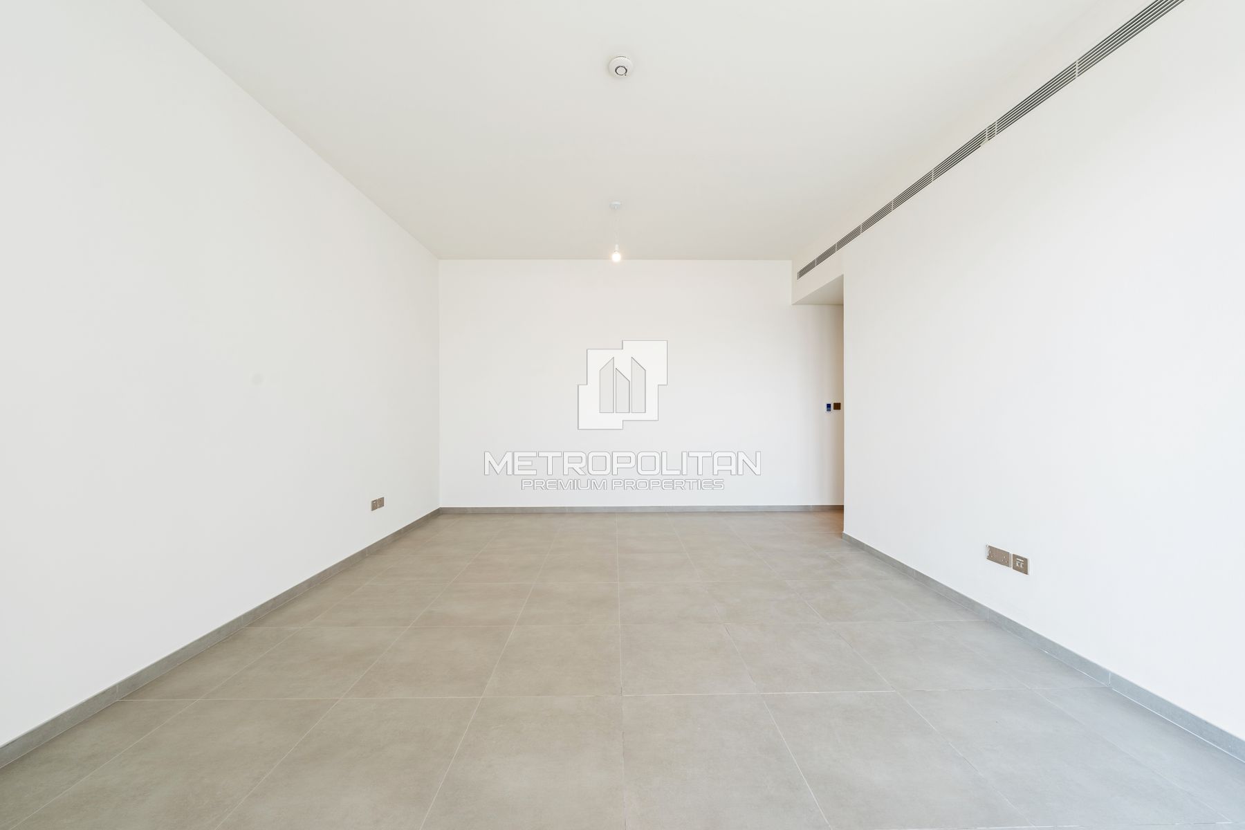 Exclusive | Single Row | Type C | Motivated Seller