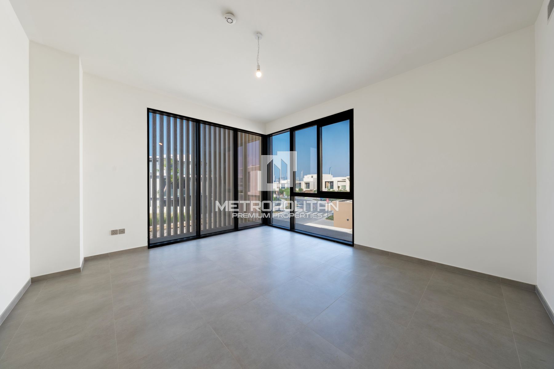 Exclusive | Single Row | Type C | Motivated Seller