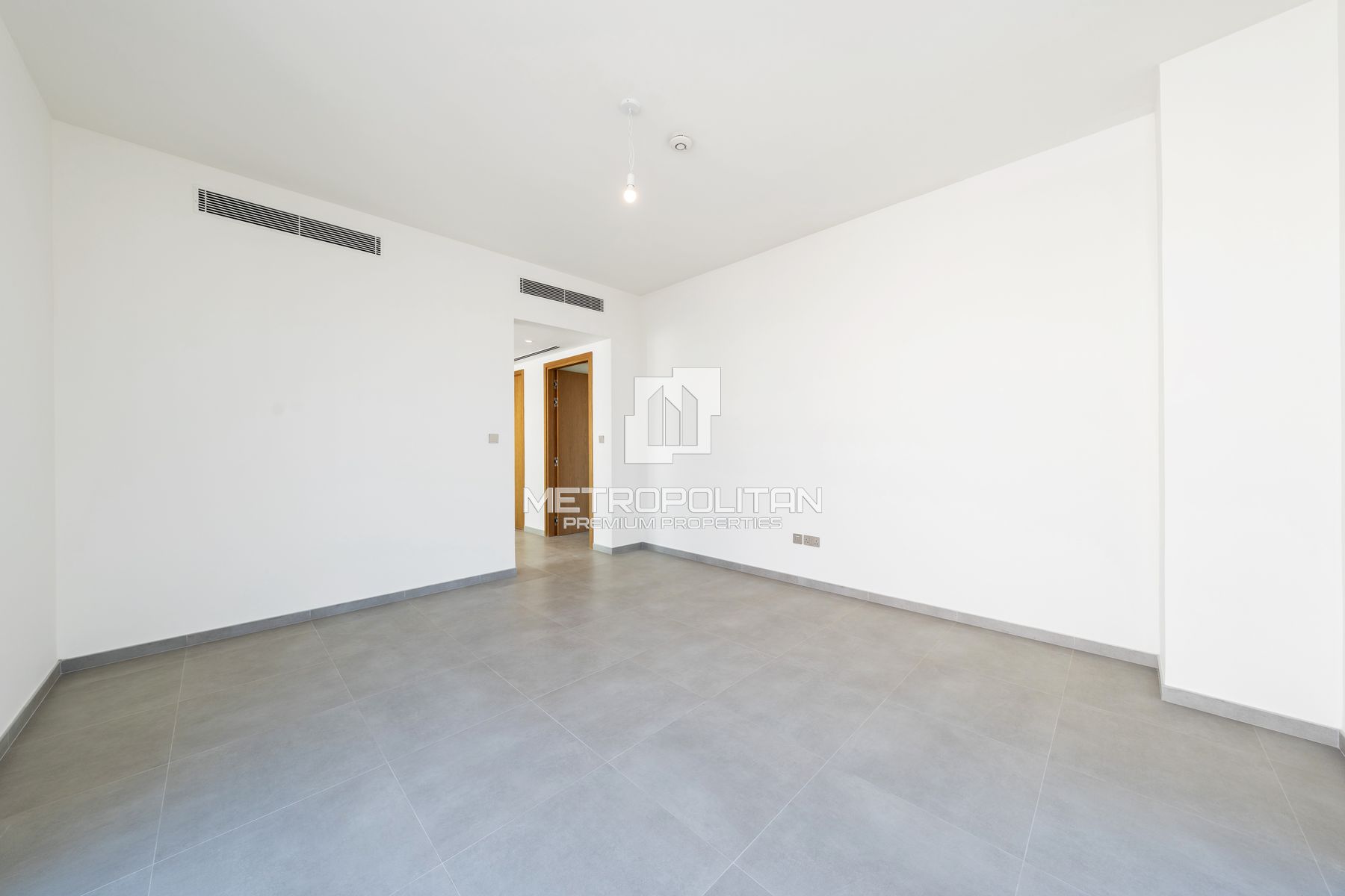 Exclusive | Single Row | Type C | Motivated Seller
