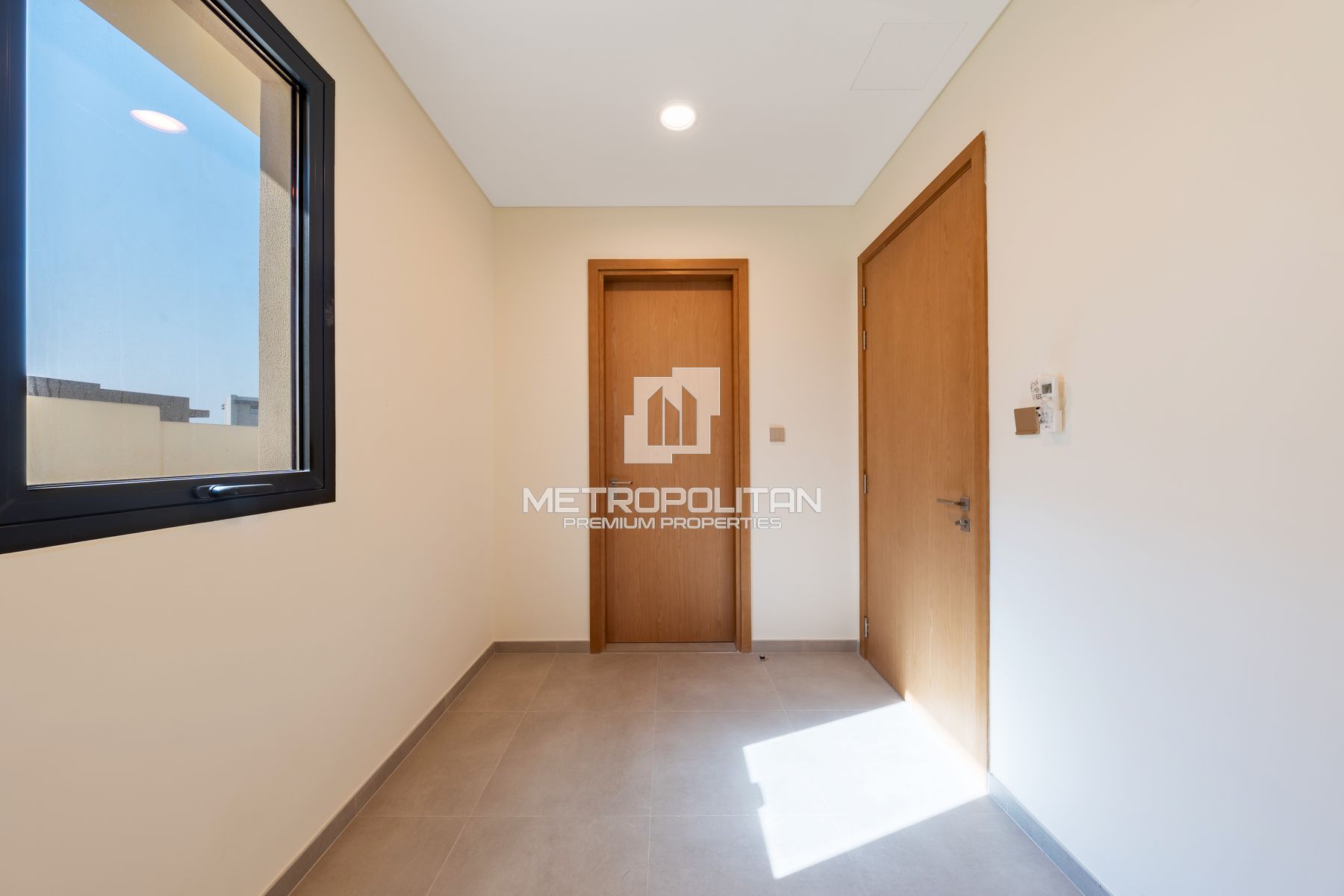 Exclusive | Single Row | Type C | Motivated Seller