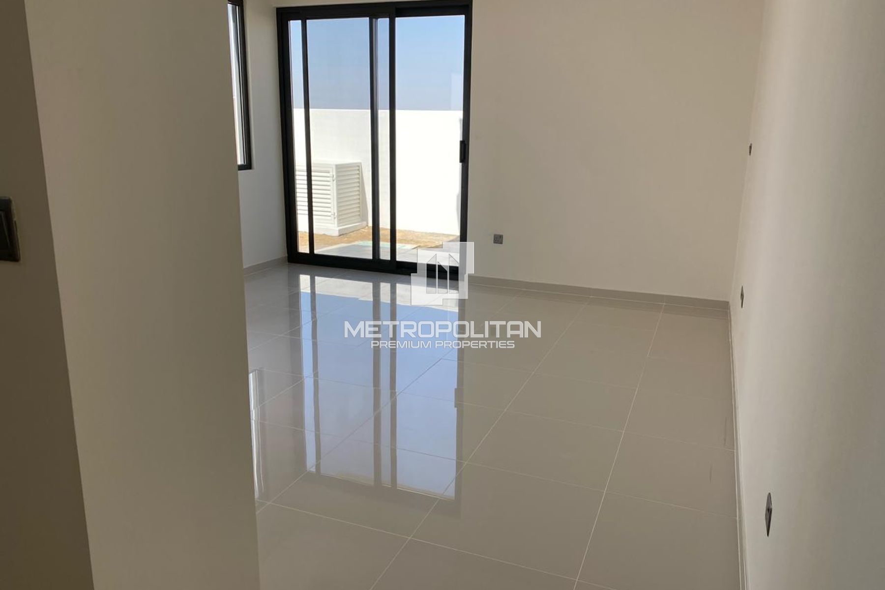Unfurnished | Huge Layout | Motivated Seller