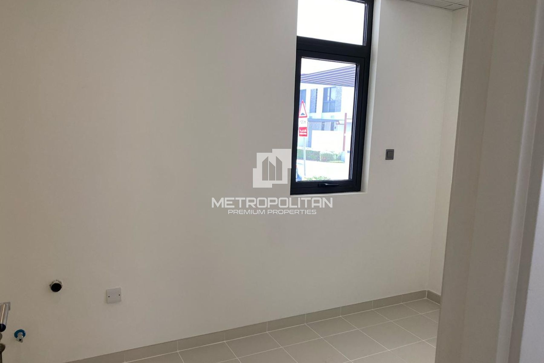 Unfurnished | Huge Layout | Motivated Seller