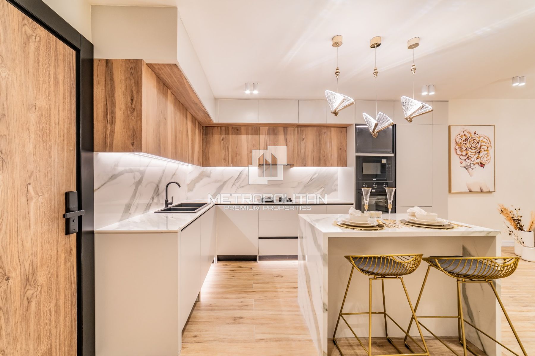 شقة للبيع في Lucky Royale Residence، Jumeirah Village Circle - MPS-52842