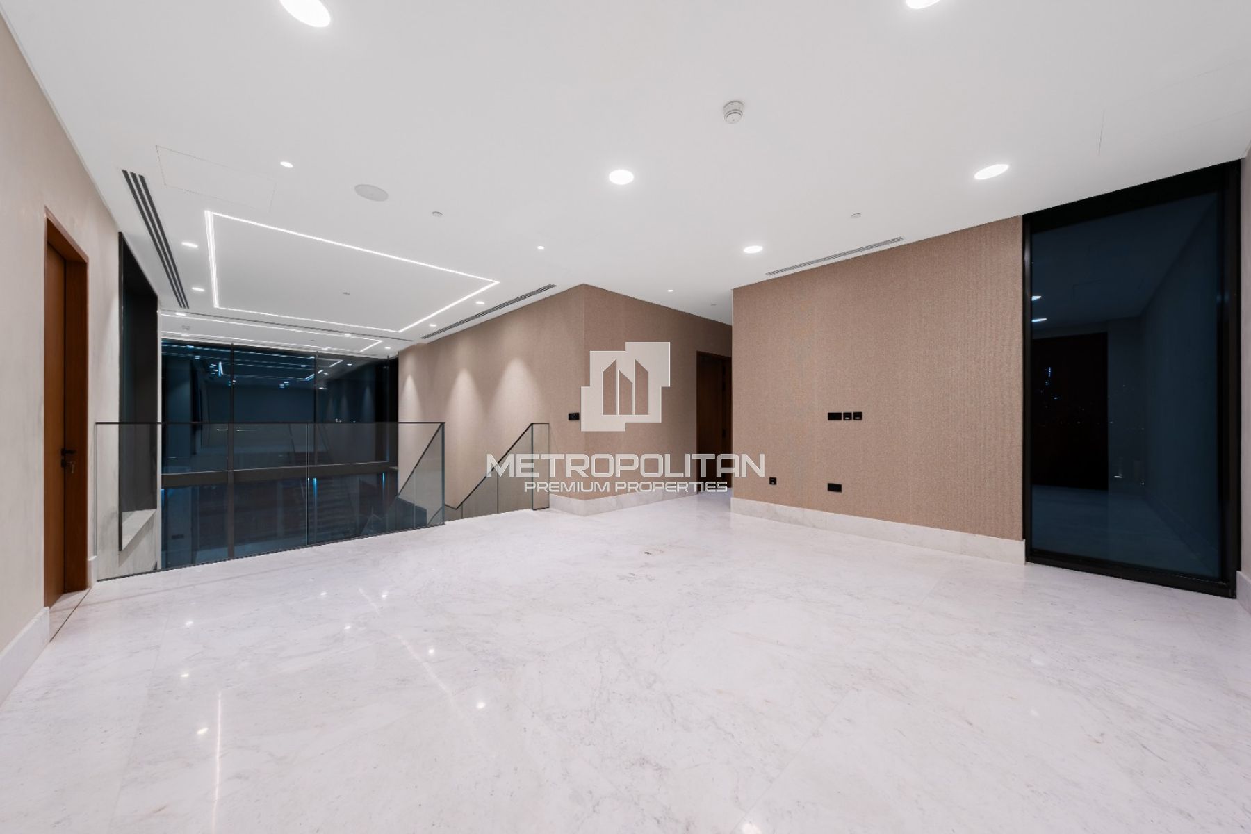 Palm View | High Floor | Private Pool | Duplex