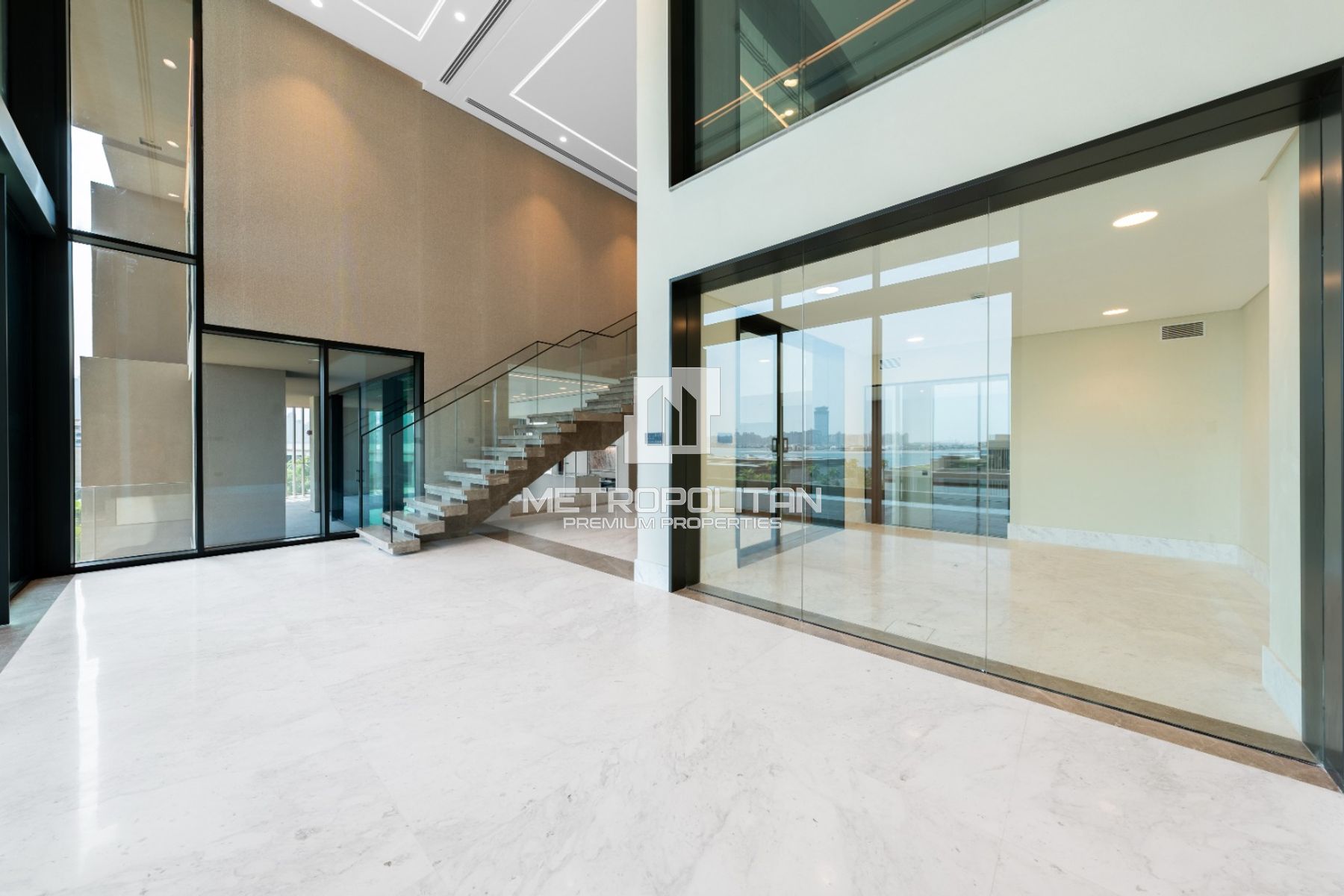 Palm View | High Floor | Private Pool | Duplex
