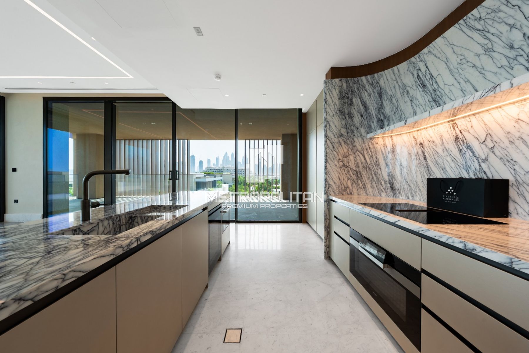 Palm View | High Floor | Private Pool | Duplex